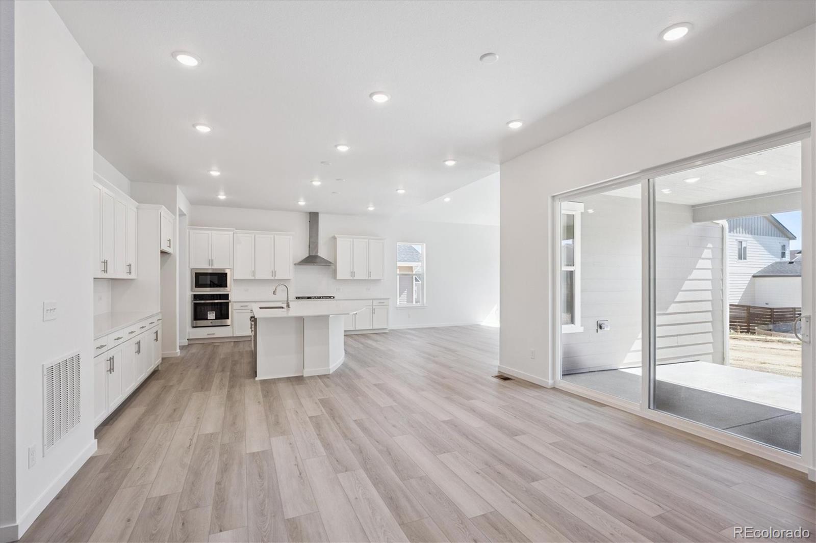 MLS Image #2 for 5528  tamarack avenue,firestone, Colorado