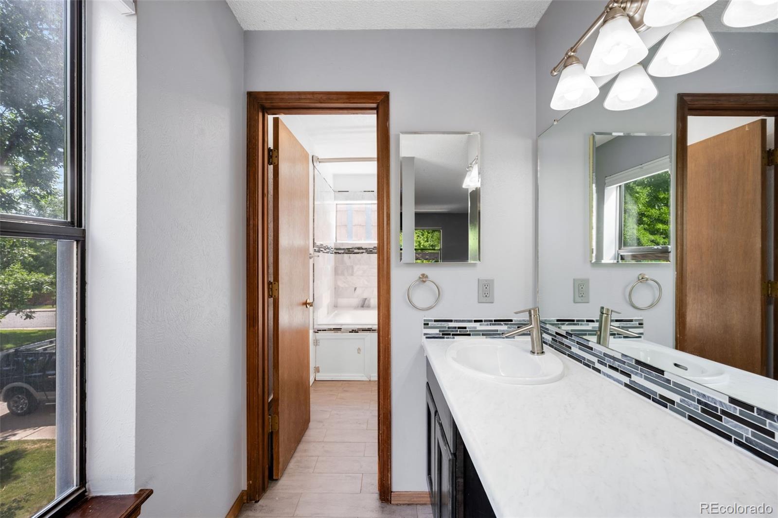 MLS Image #12 for 10201 w ida avenue,littleton, Colorado