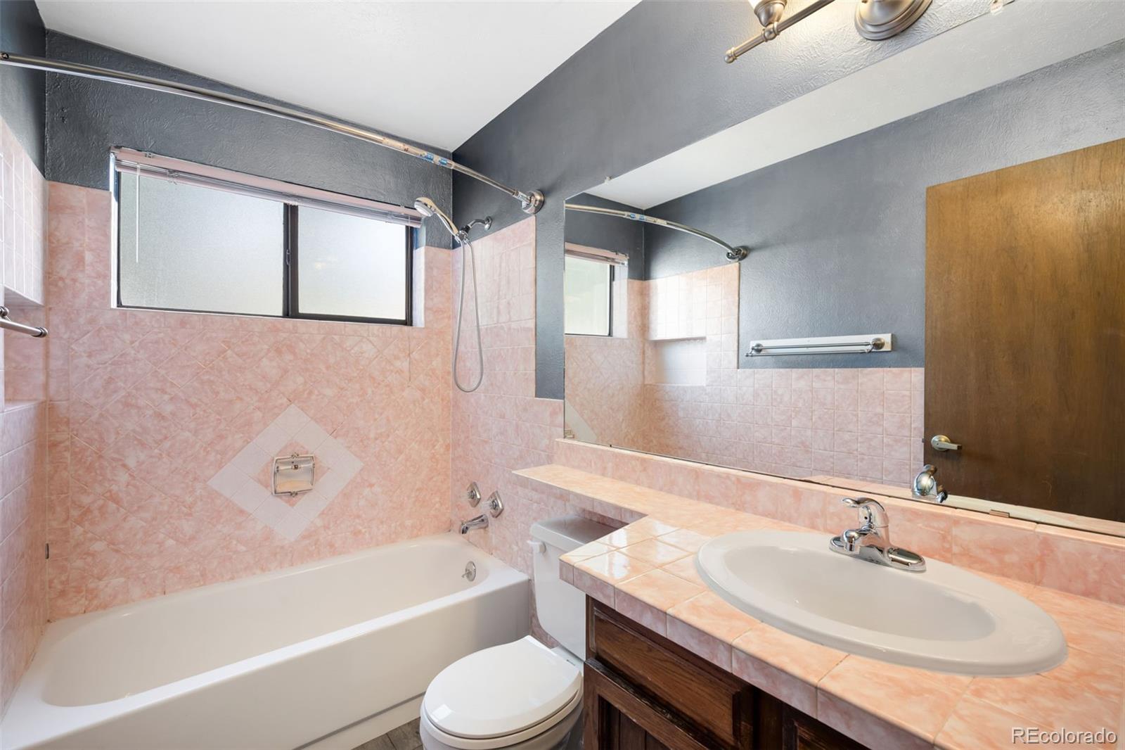 MLS Image #16 for 10201 w ida avenue,littleton, Colorado