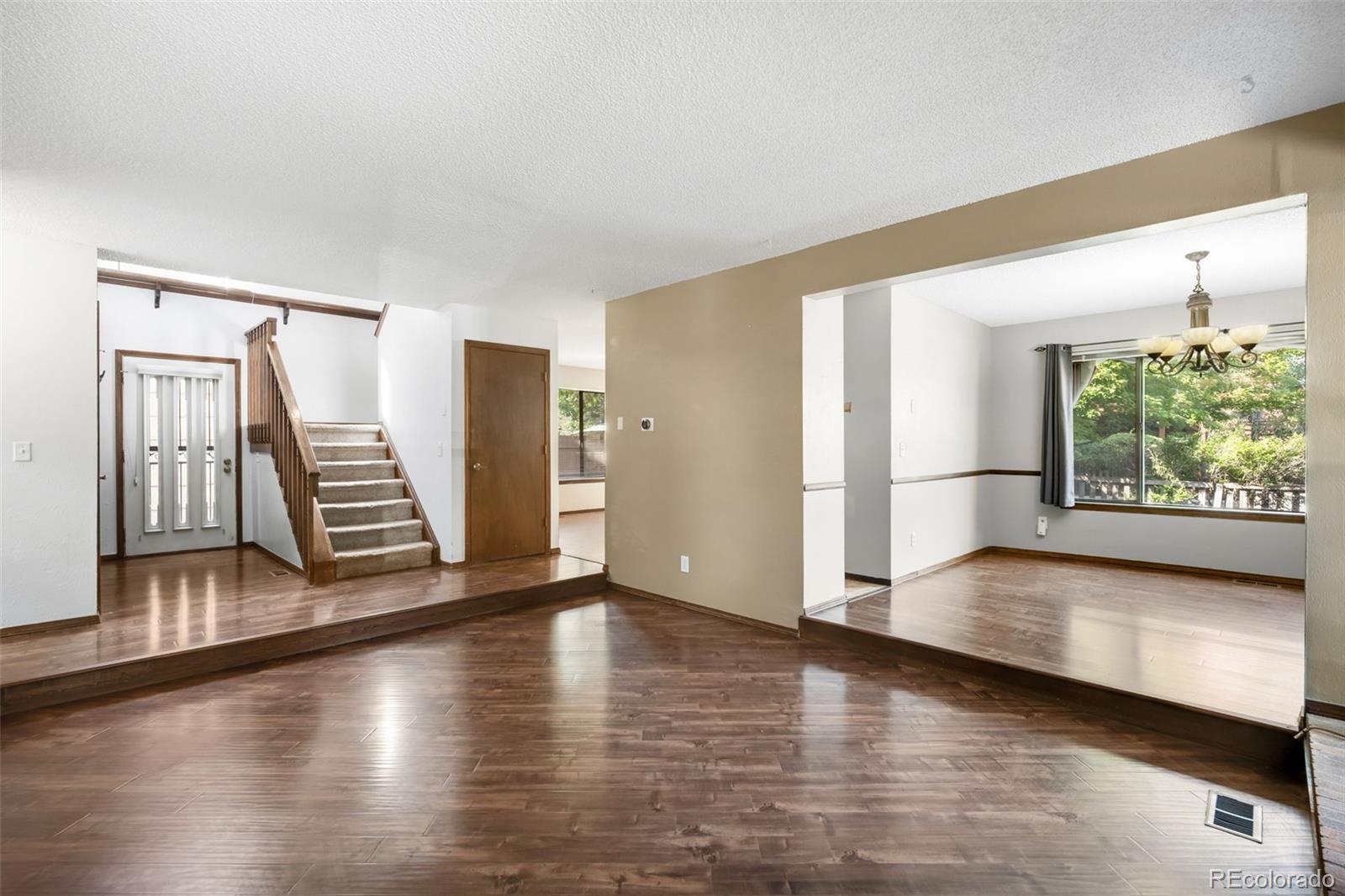 MLS Image #4 for 10201 w ida avenue,littleton, Colorado