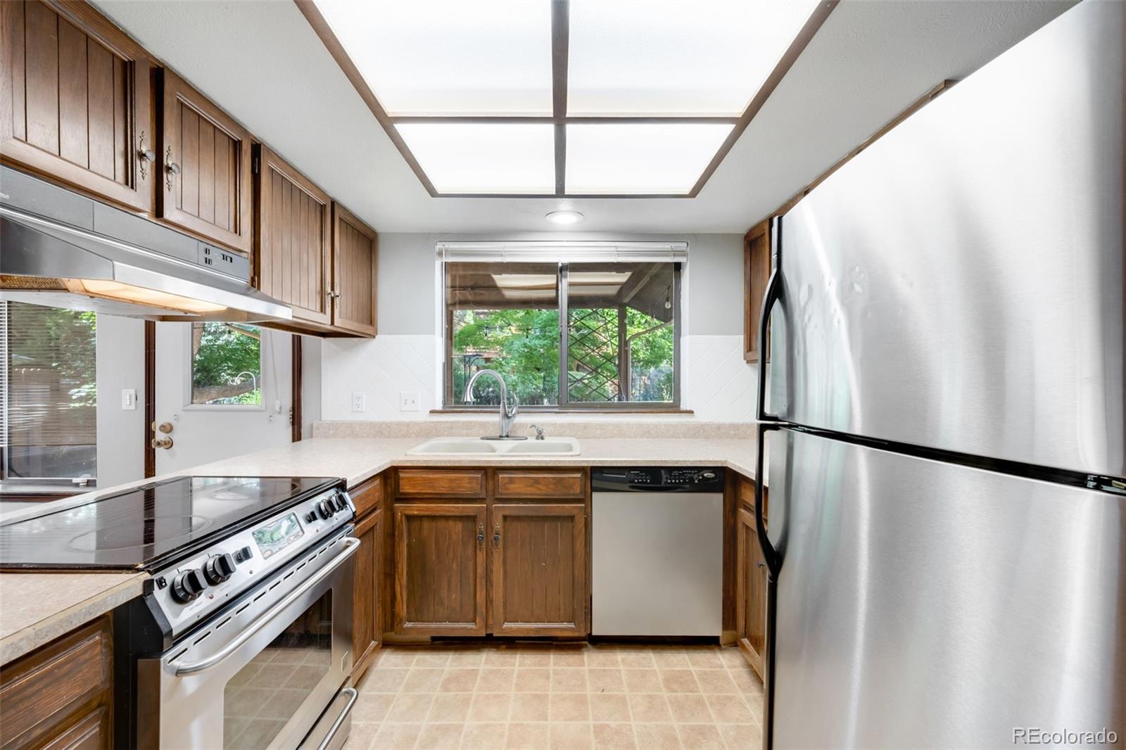MLS Image #6 for 10201 w ida avenue,littleton, Colorado