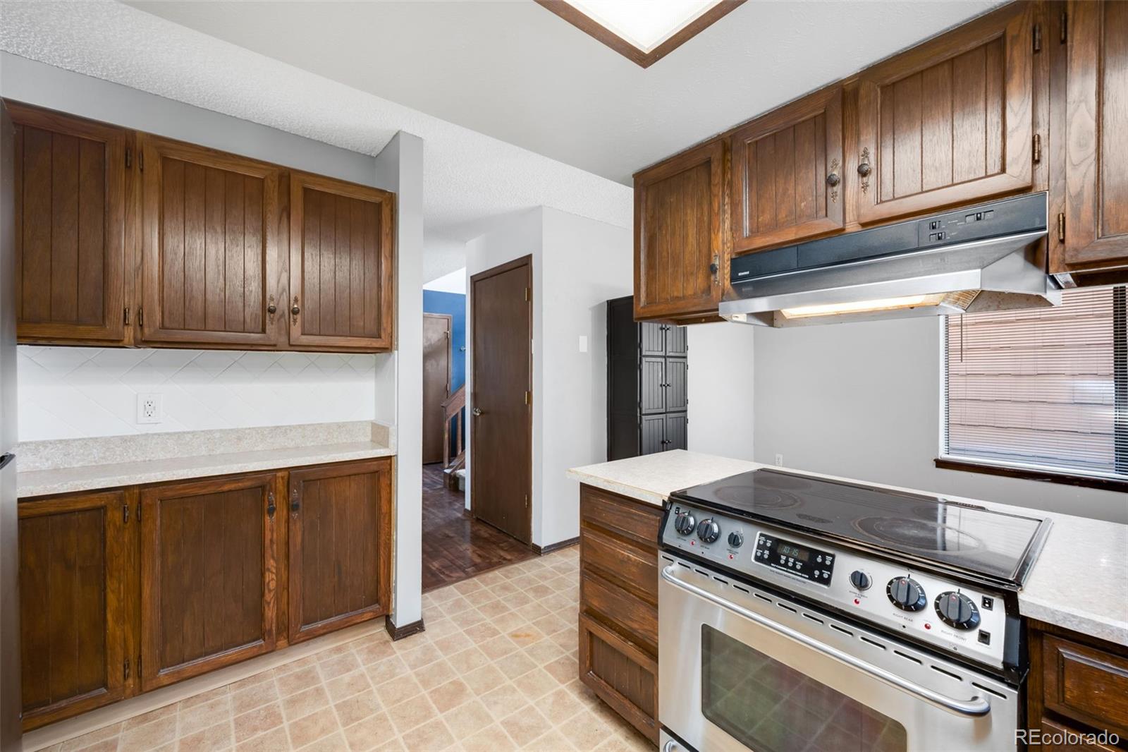MLS Image #7 for 10201 w ida avenue,littleton, Colorado