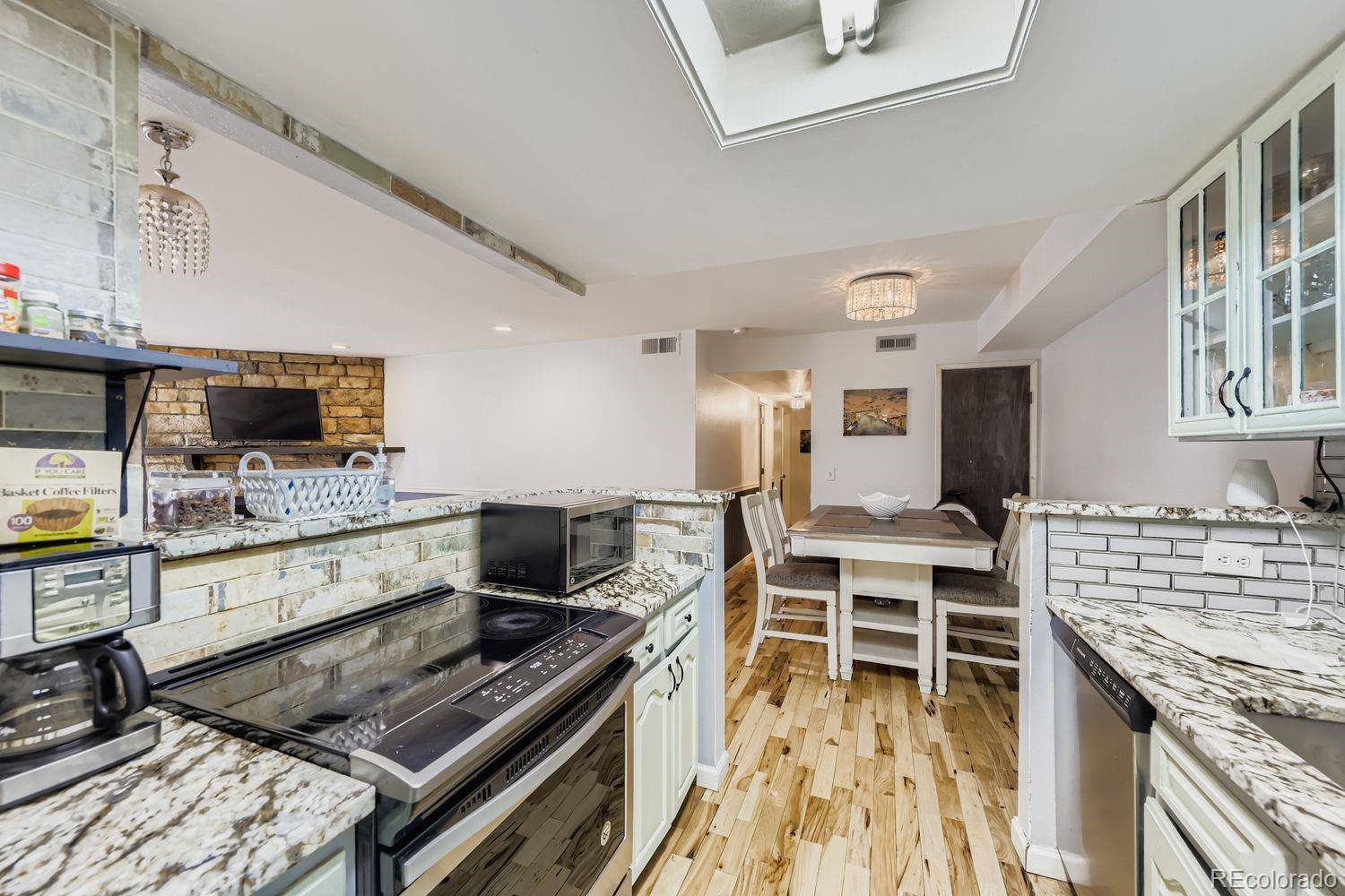 MLS Image #3 for 14141 e jewell avenue,aurora, Colorado
