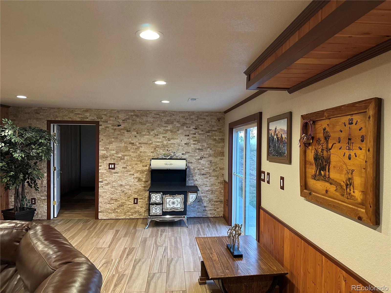 MLS Image #14 for 1080 s dutch valley road,bennett, Colorado