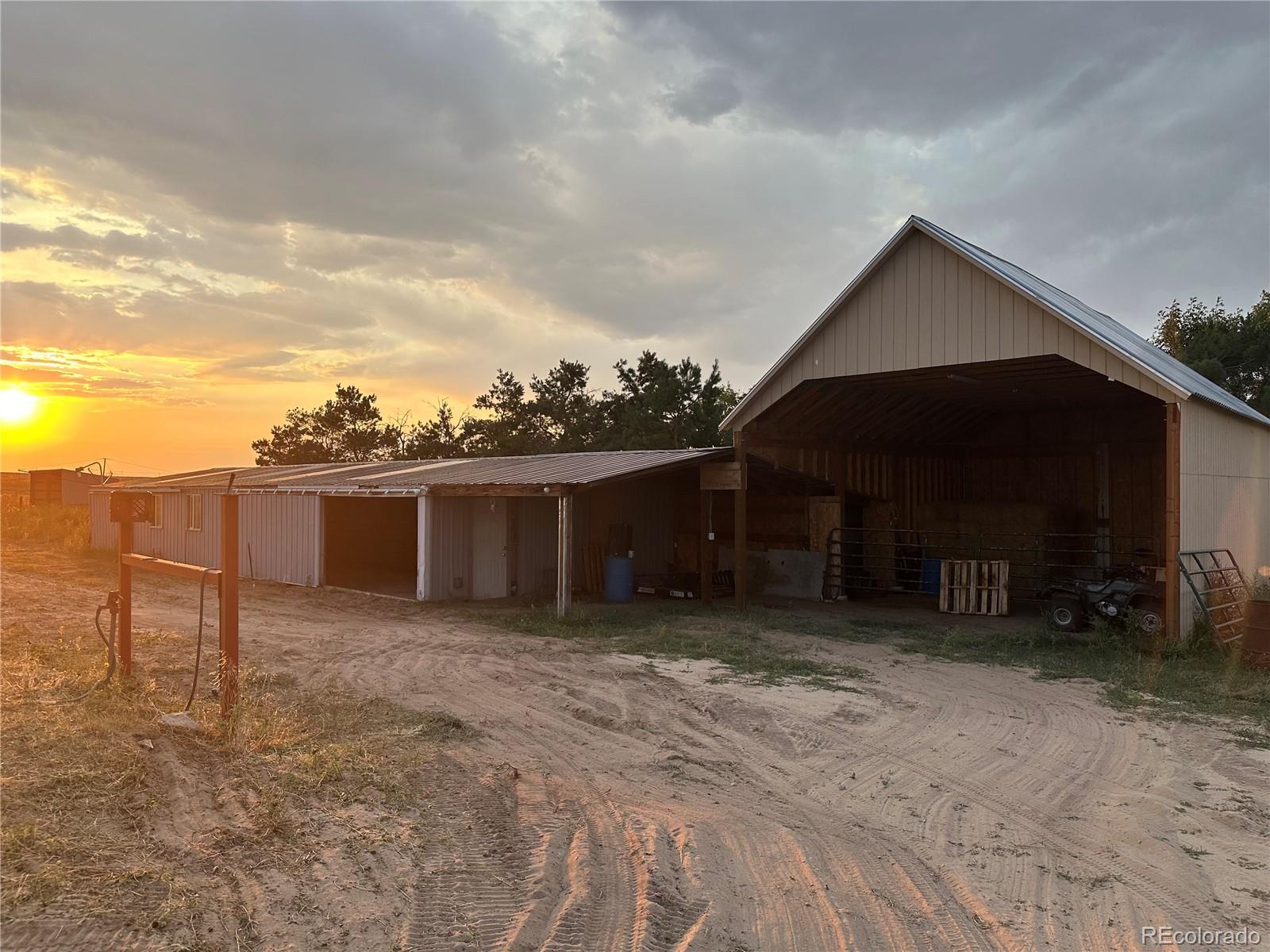 MLS Image #15 for 1080 s dutch valley road,bennett, Colorado