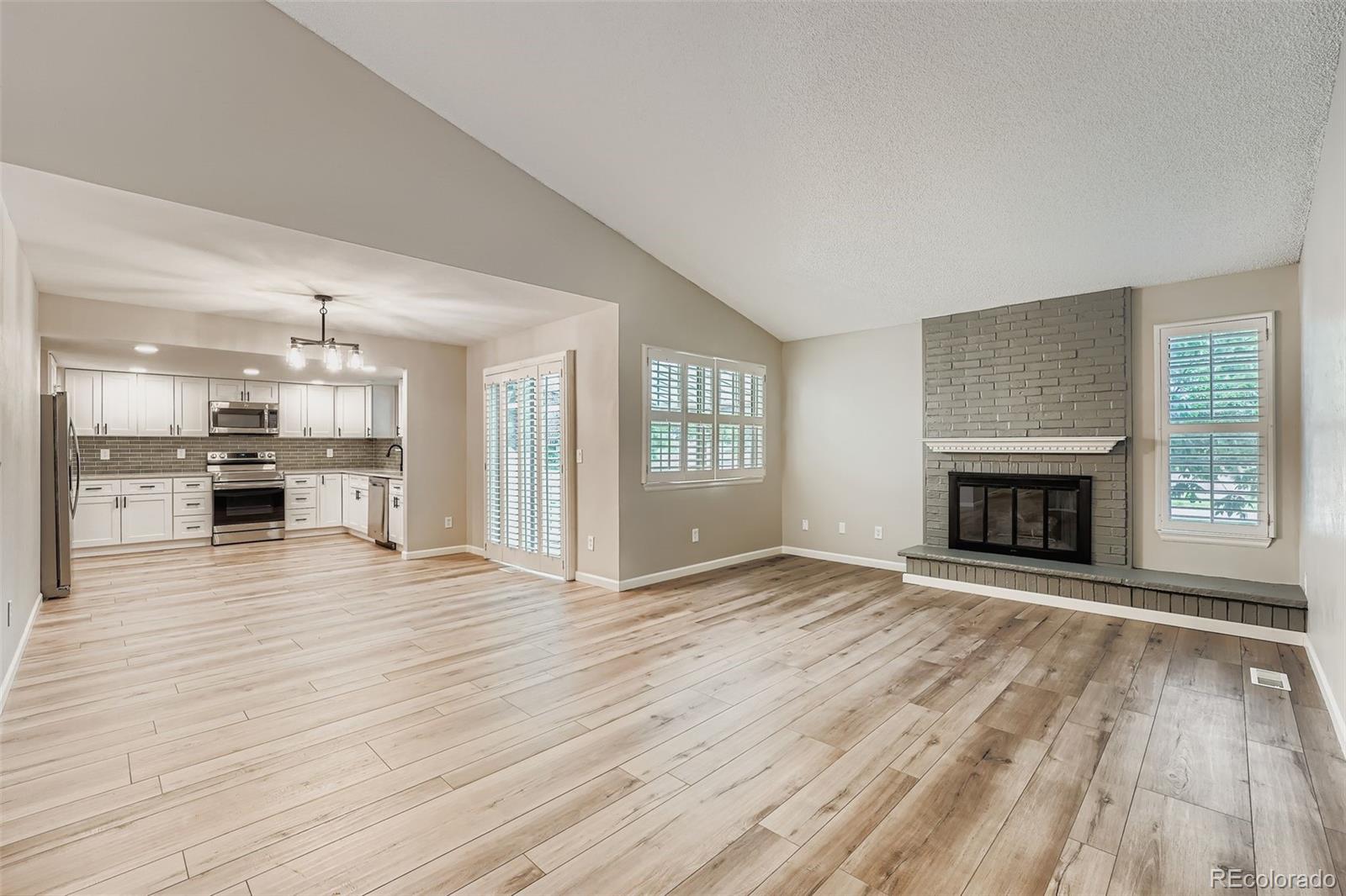 MLS Image #1 for 2800 s heather gardens way,aurora, Colorado