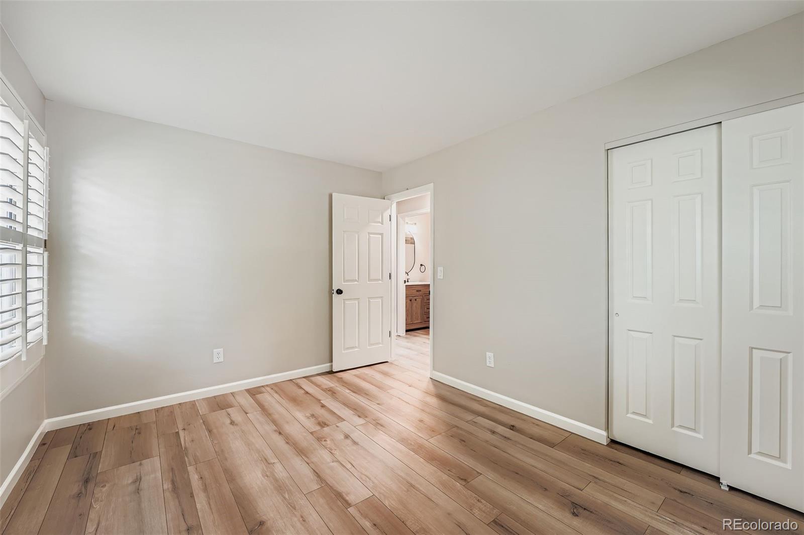 MLS Image #14 for 2800 s heather gardens way,aurora, Colorado