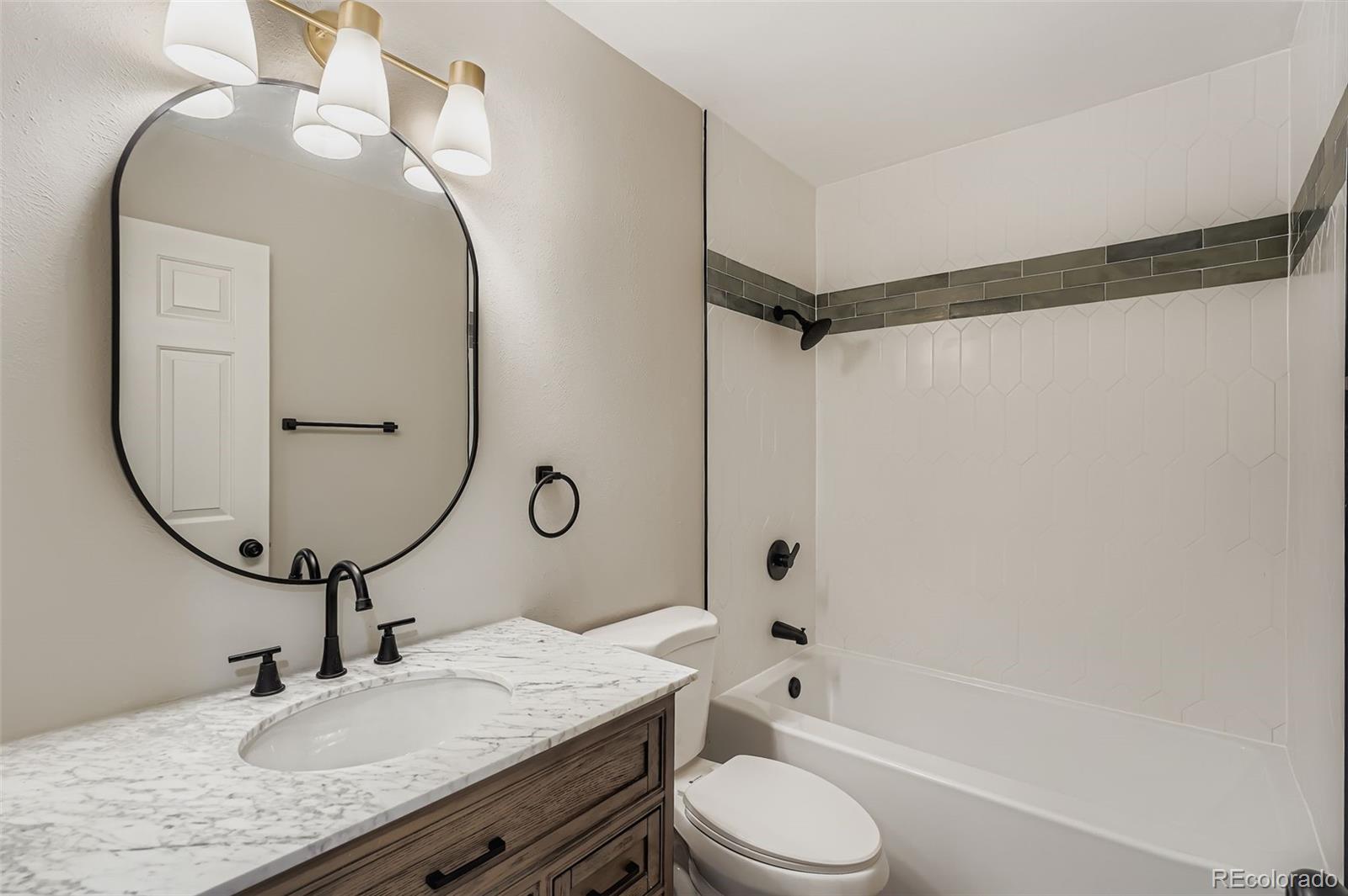MLS Image #15 for 2800 s heather gardens way,aurora, Colorado