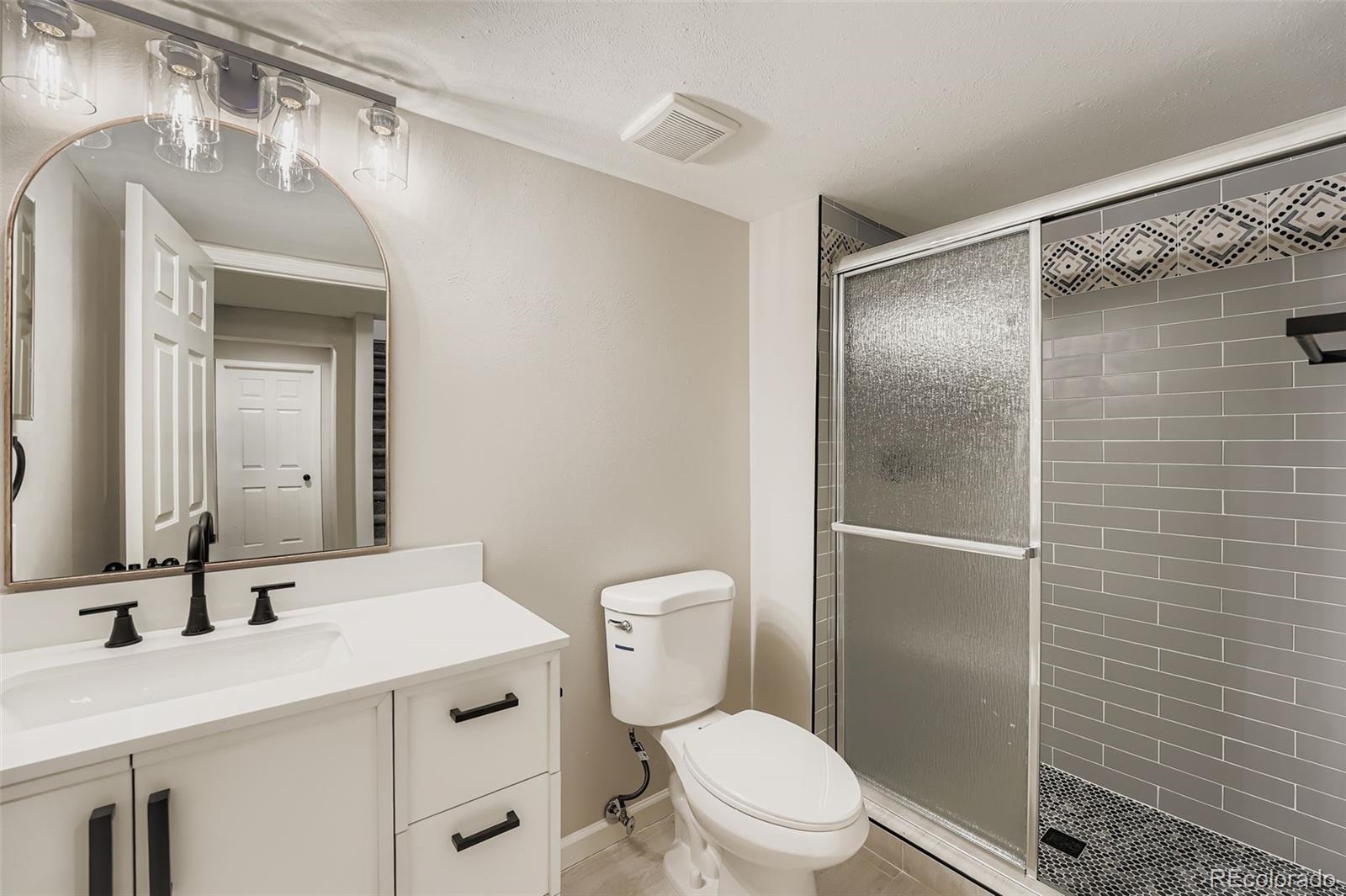 MLS Image #19 for 2800 s heather gardens way,aurora, Colorado