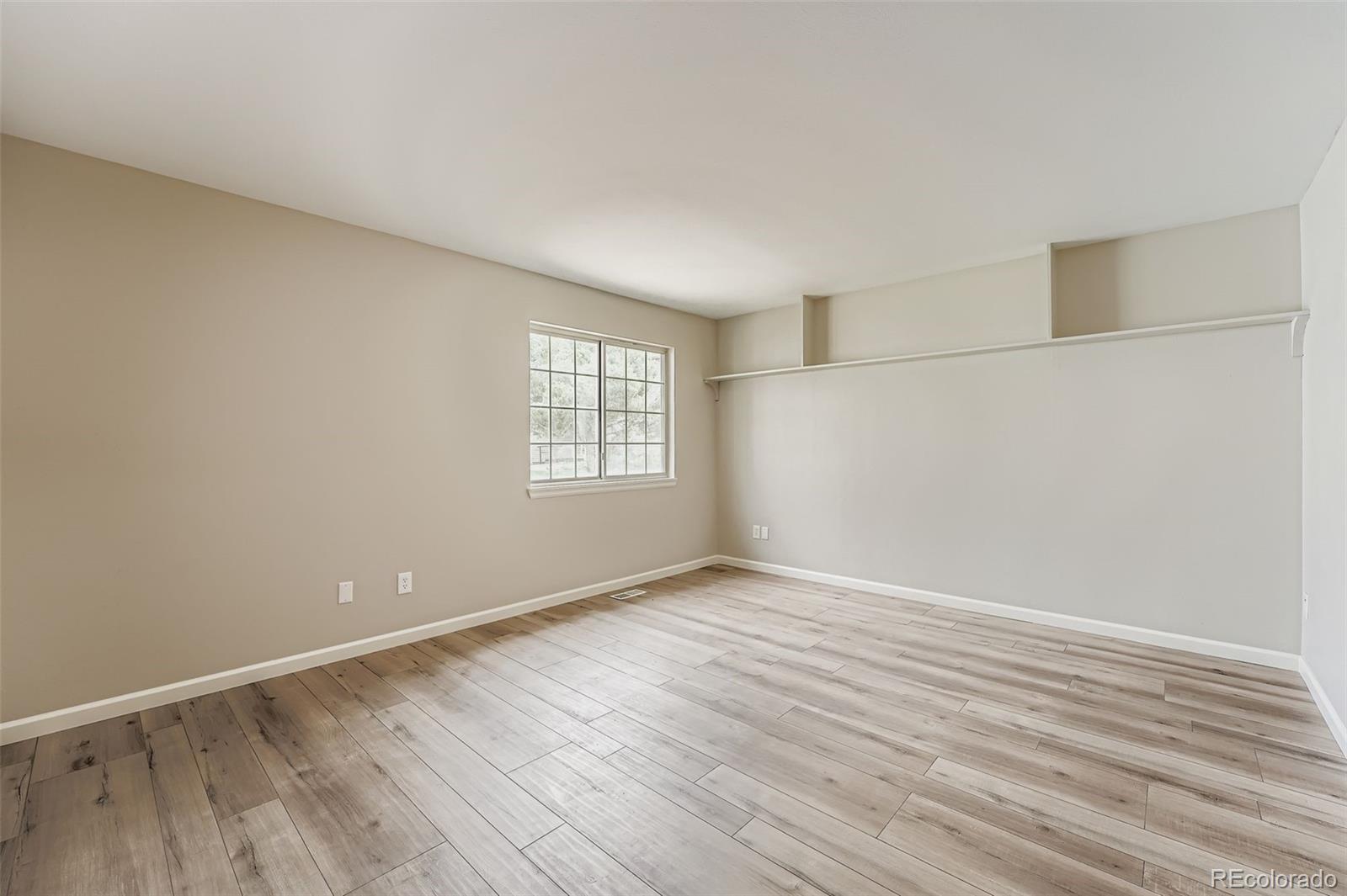 MLS Image #8 for 2800 s heather gardens way,aurora, Colorado