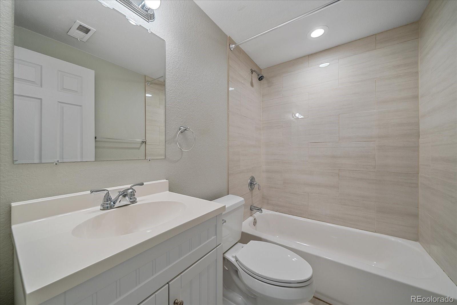 MLS Image #12 for 1637 s quitman street,denver, Colorado