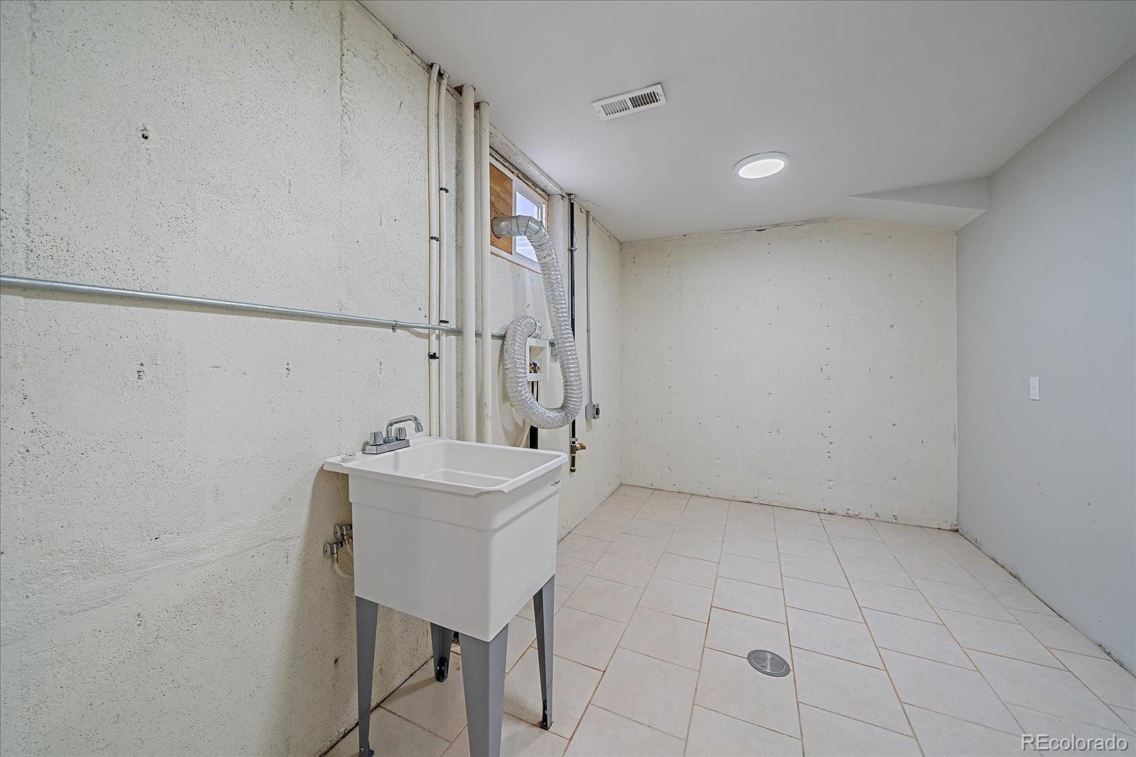 MLS Image #15 for 1637 s quitman street,denver, Colorado