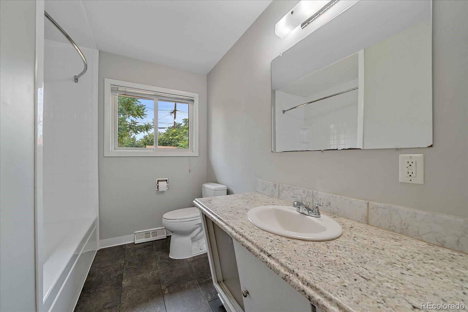 MLS Image #5 for 1637 s quitman street,denver, Colorado