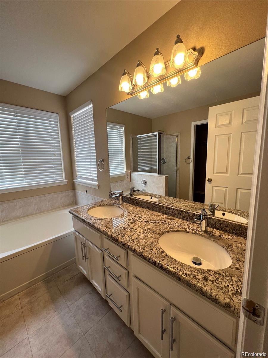 MLS Image #12 for 19193 e amherst drive,aurora, Colorado