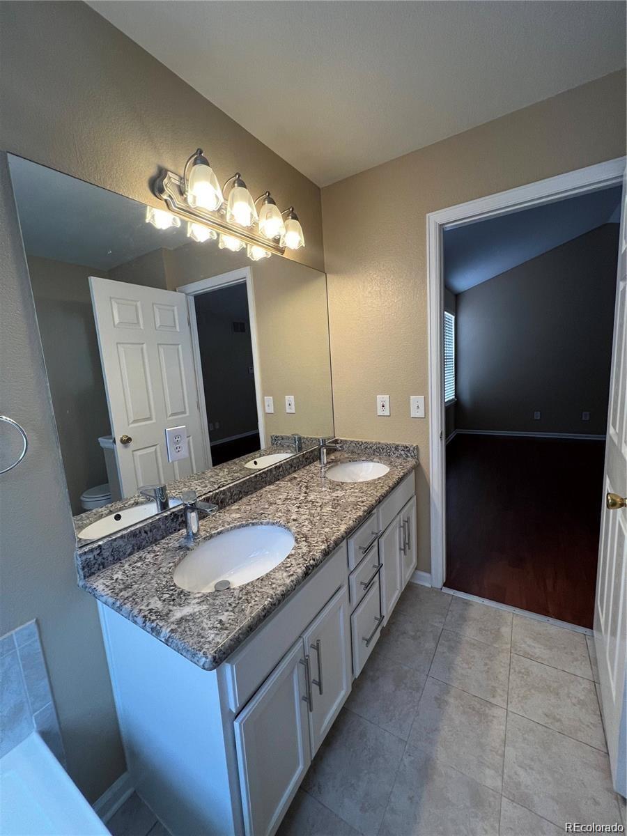 MLS Image #13 for 19193 e amherst drive,aurora, Colorado