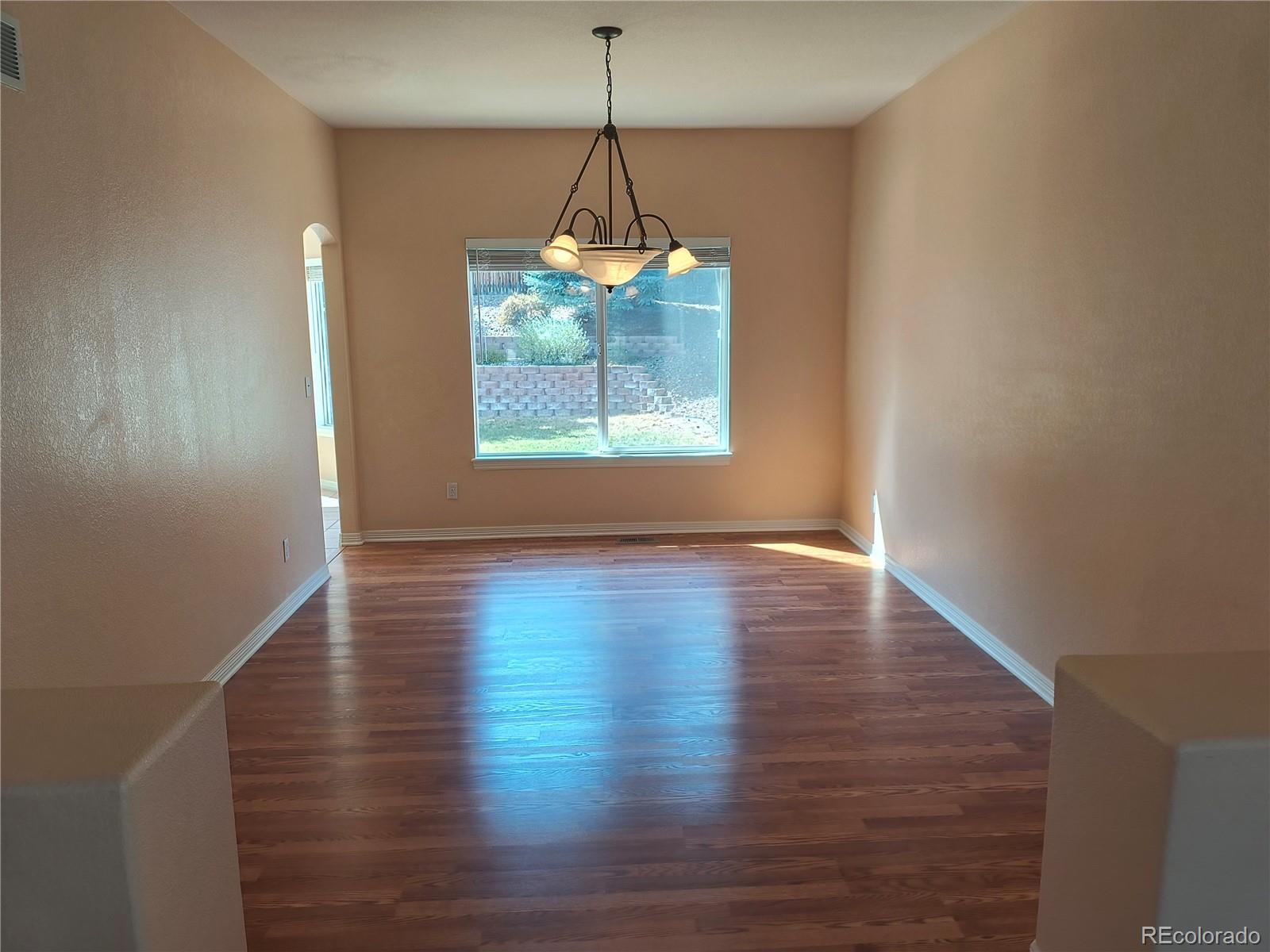 MLS Image #10 for 10145  charissglen lane,highlands ranch, Colorado