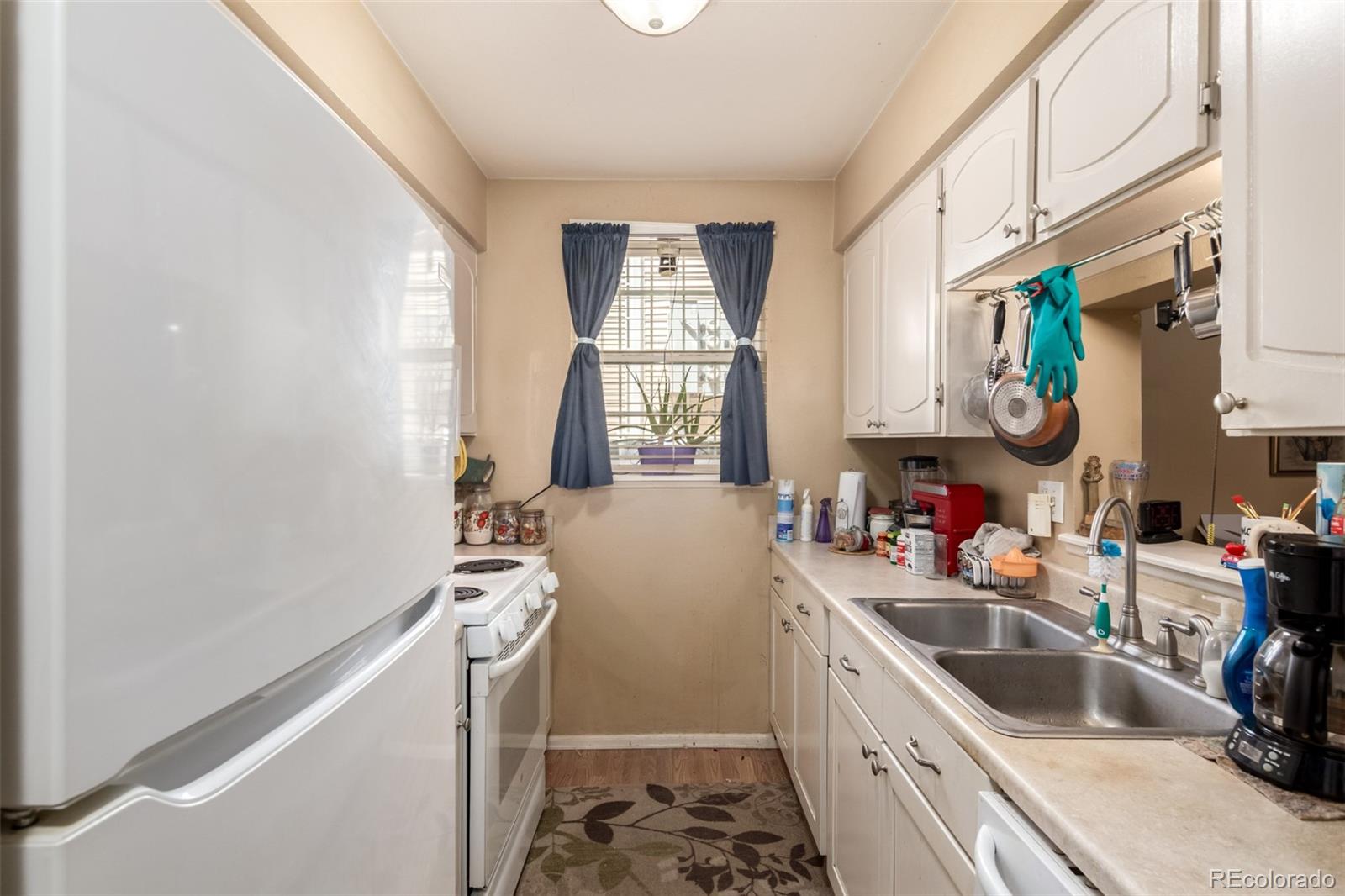 MLS Image #2 for 3626 s granby way,aurora, Colorado
