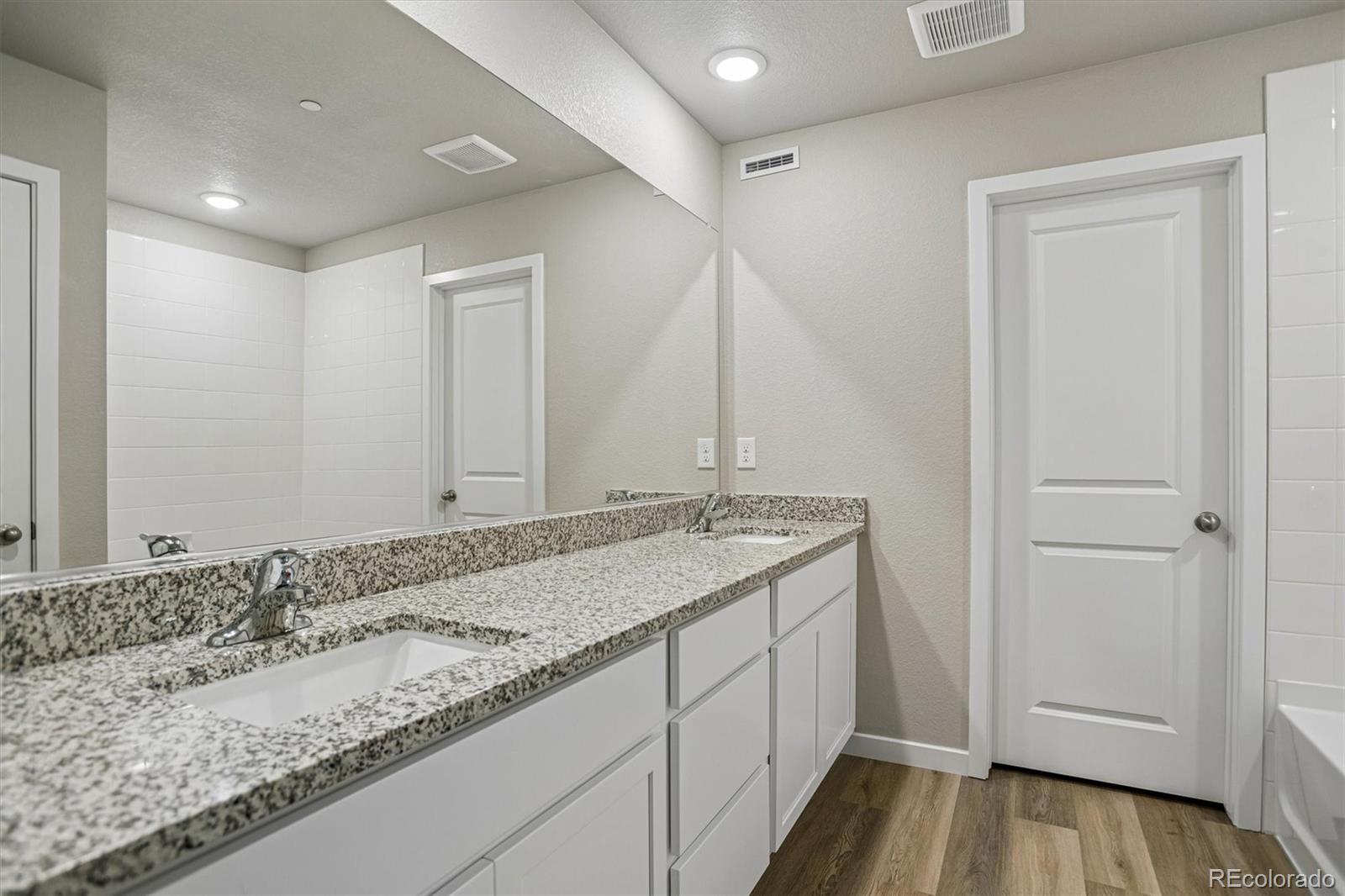 MLS Image #18 for 183  robin road,johnstown, Colorado