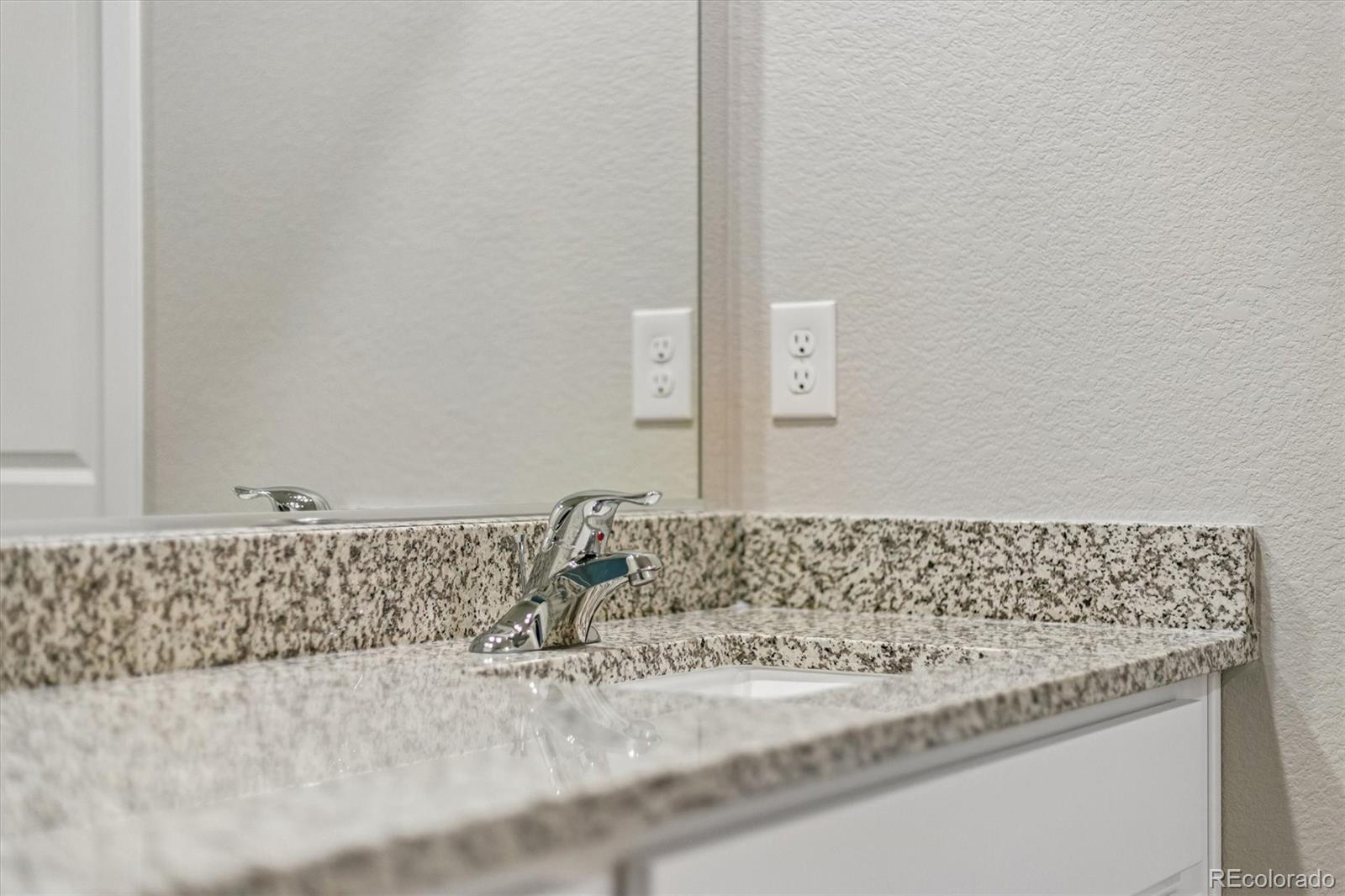 MLS Image #19 for 183  robin road,johnstown, Colorado