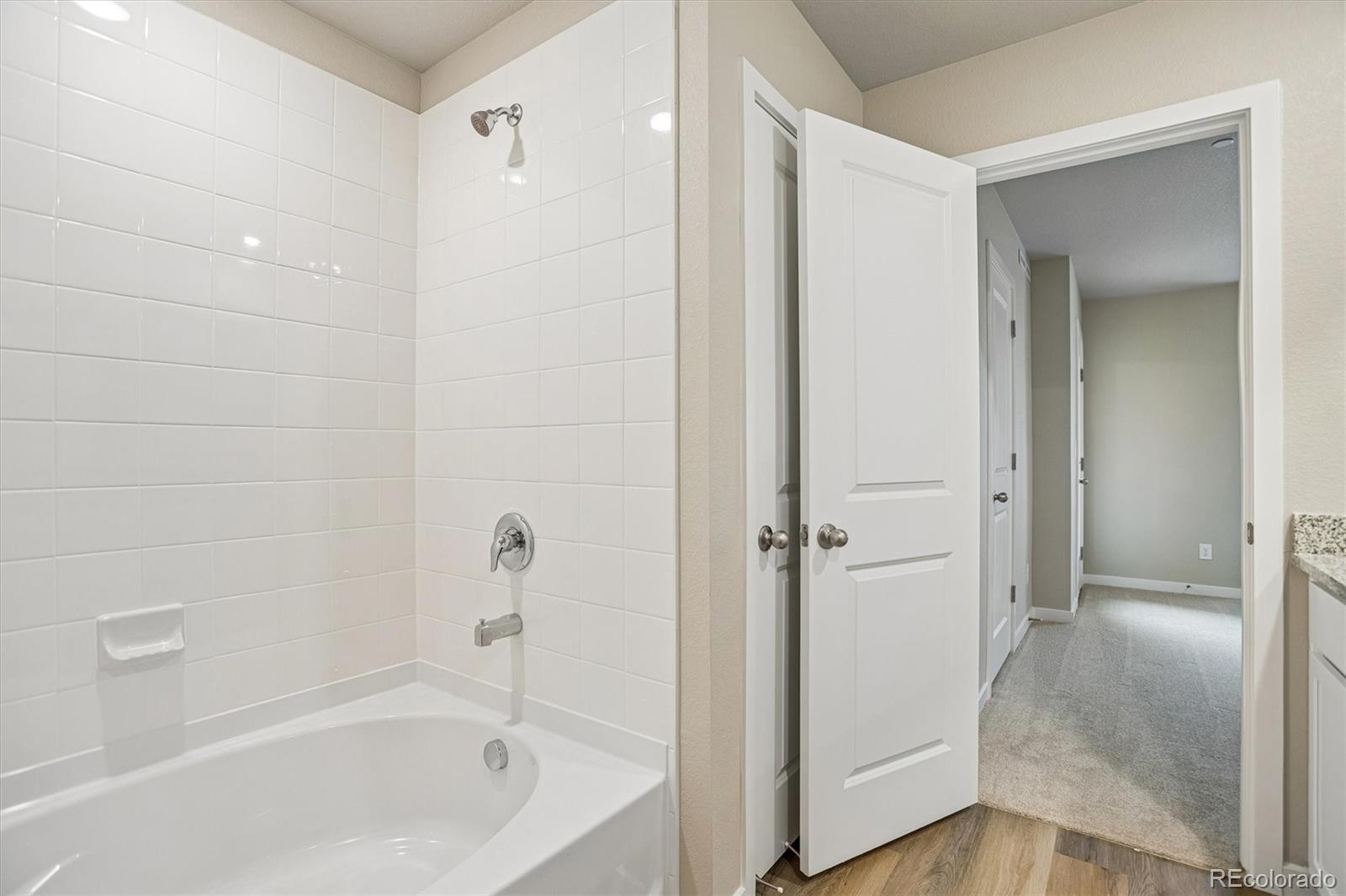 MLS Image #21 for 183  robin road,johnstown, Colorado