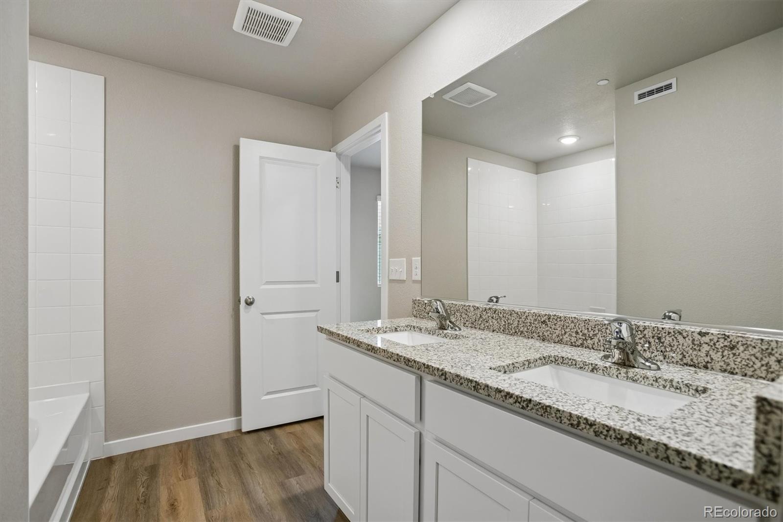 MLS Image #26 for 185  robin road,johnstown, Colorado