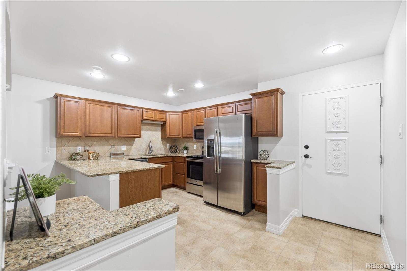 MLS Image #3 for 605 s alton way,denver, Colorado