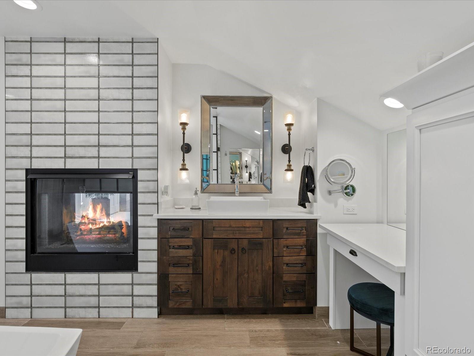 MLS Image #30 for 718  locust street,denver, Colorado