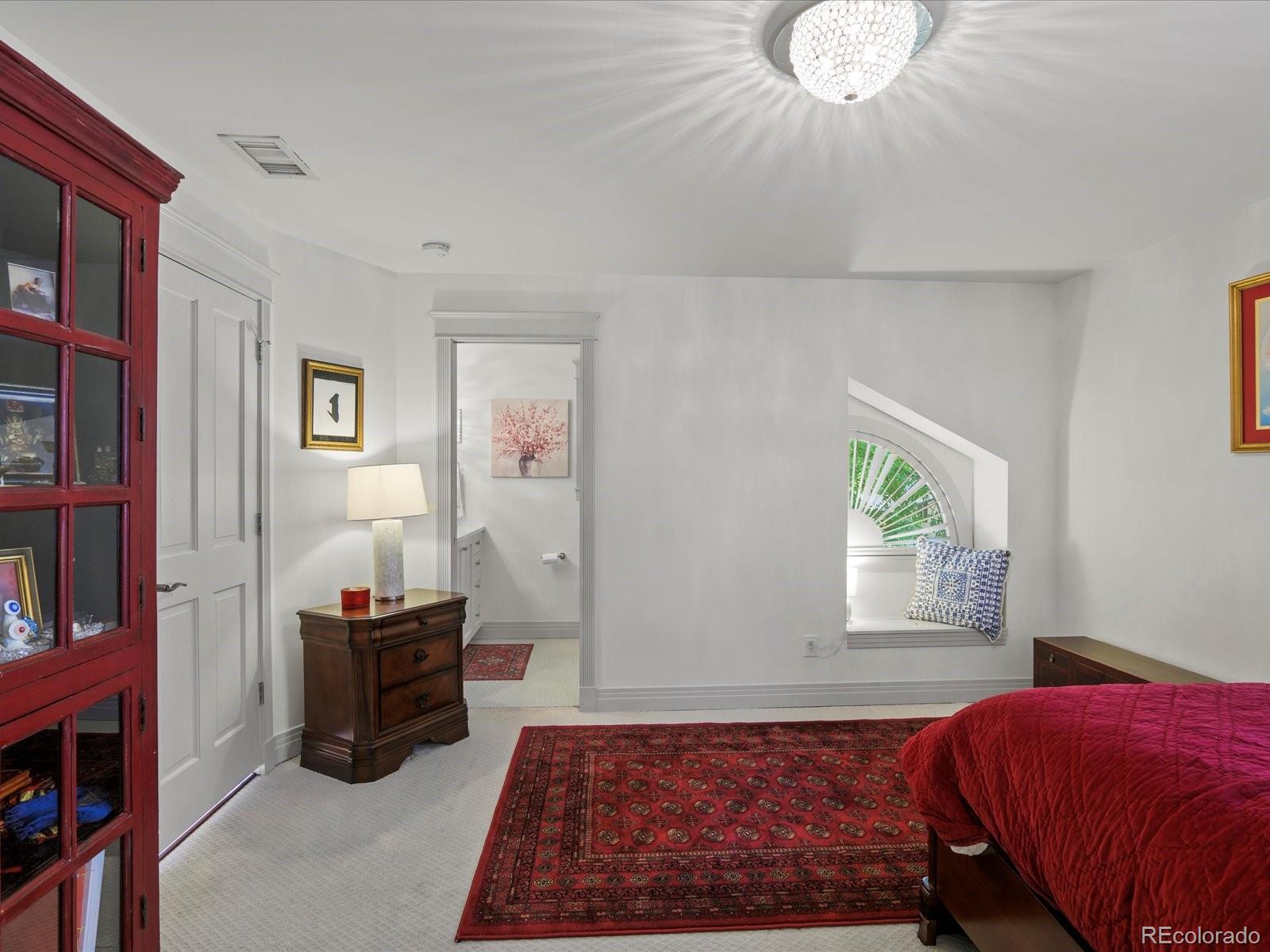MLS Image #36 for 718  locust street,denver, Colorado