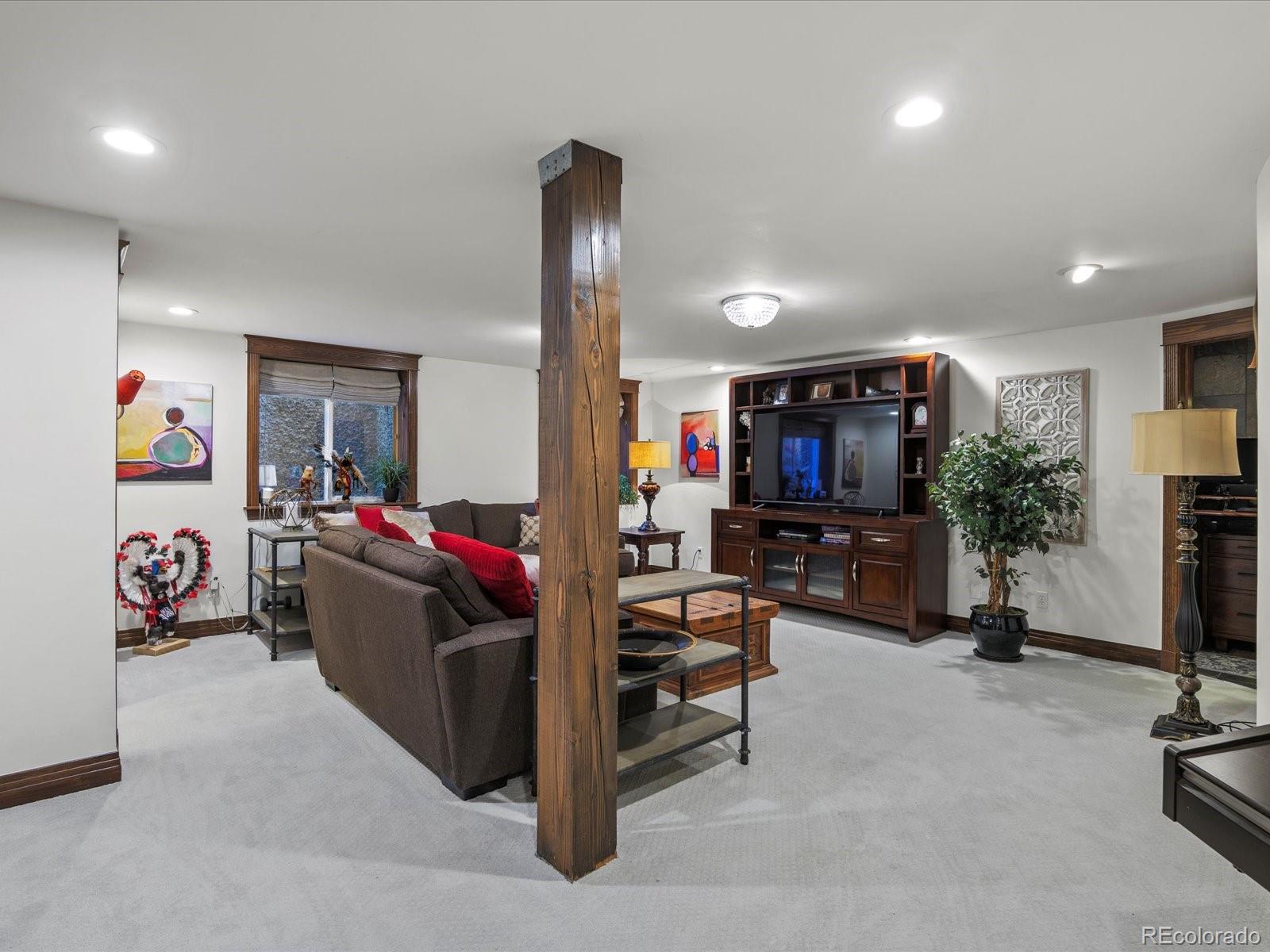 MLS Image #40 for 718  locust street,denver, Colorado