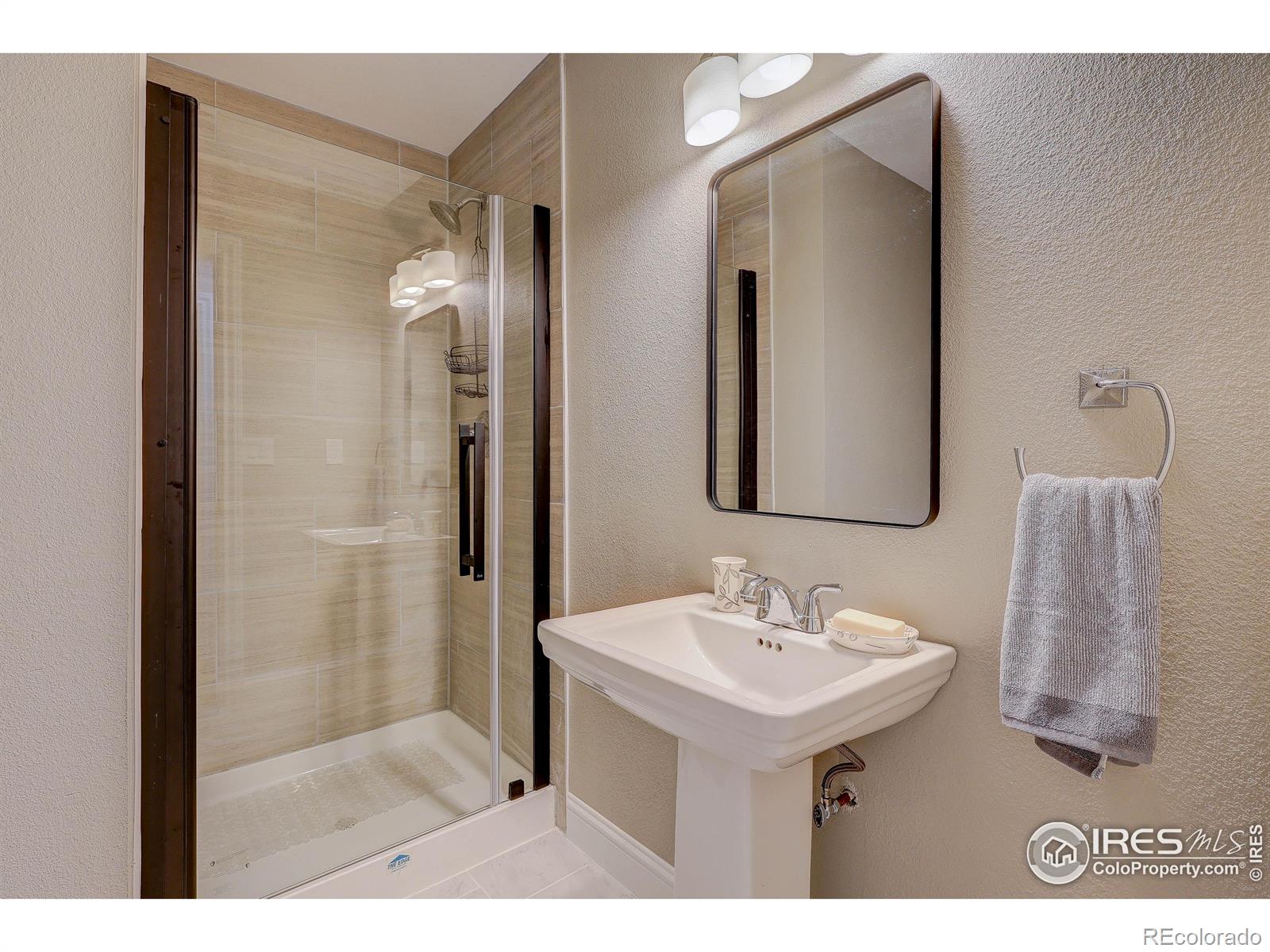 MLS Image #36 for 10297  forest view drive,loveland, Colorado