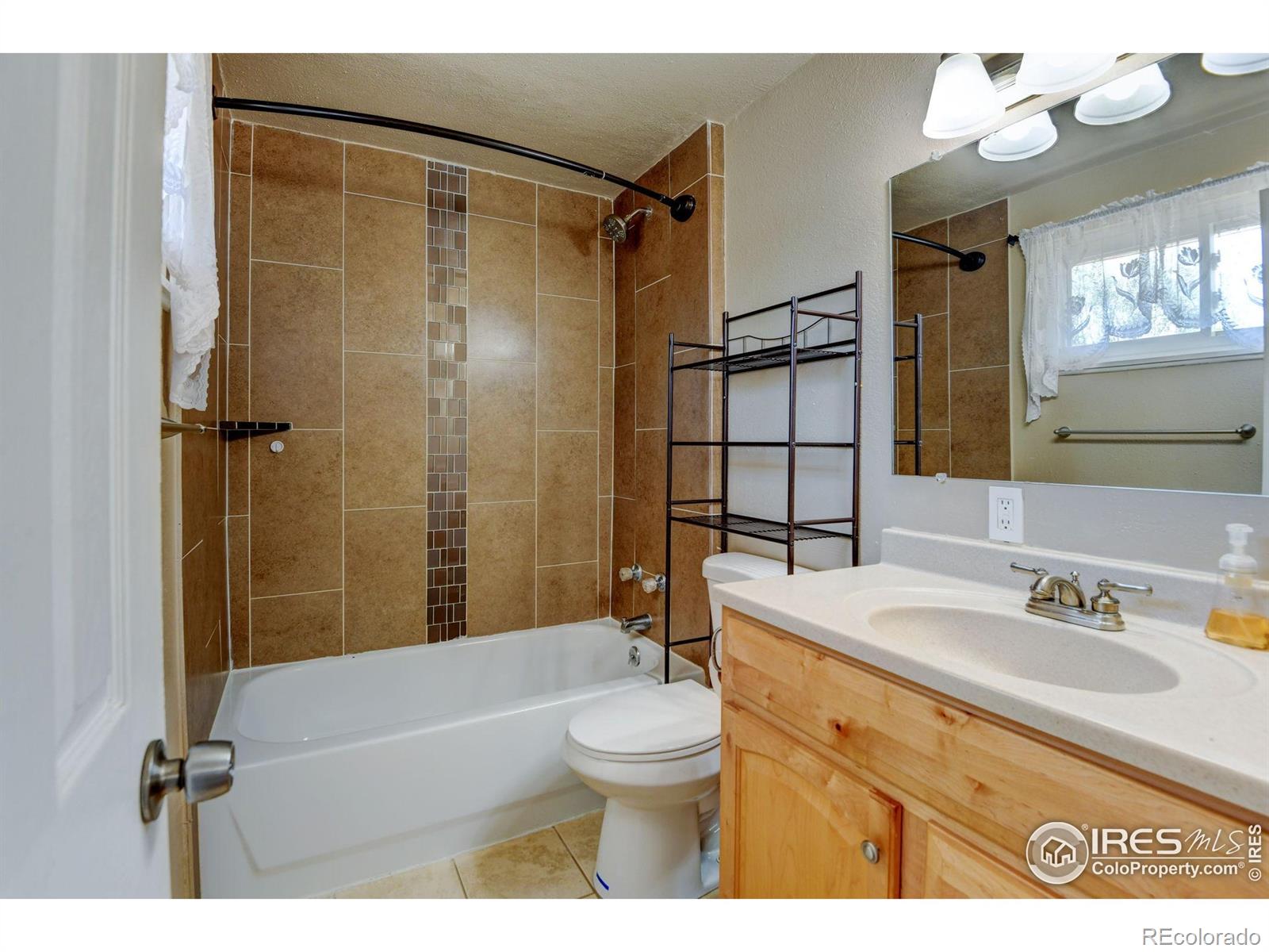 MLS Image #19 for 3110 n franklin avenue,loveland, Colorado