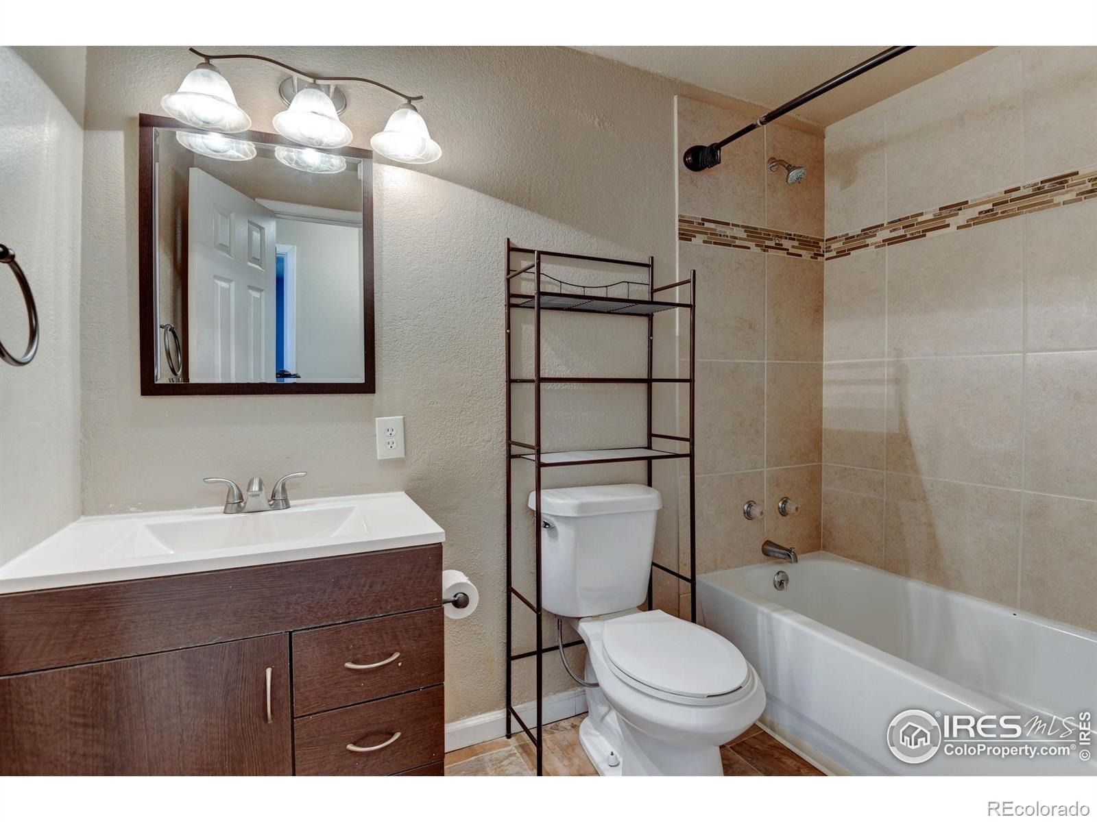 MLS Image #21 for 3110 n franklin avenue,loveland, Colorado