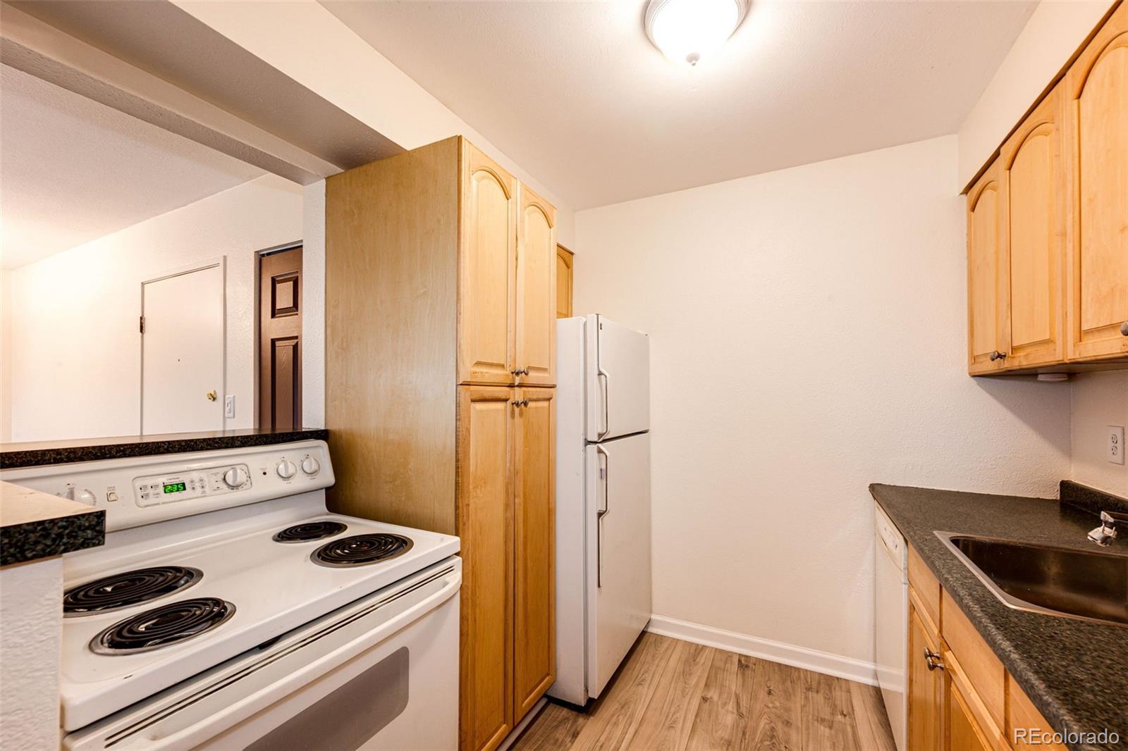 MLS Image #10 for 3623 s sheridan boulevard,denver, Colorado