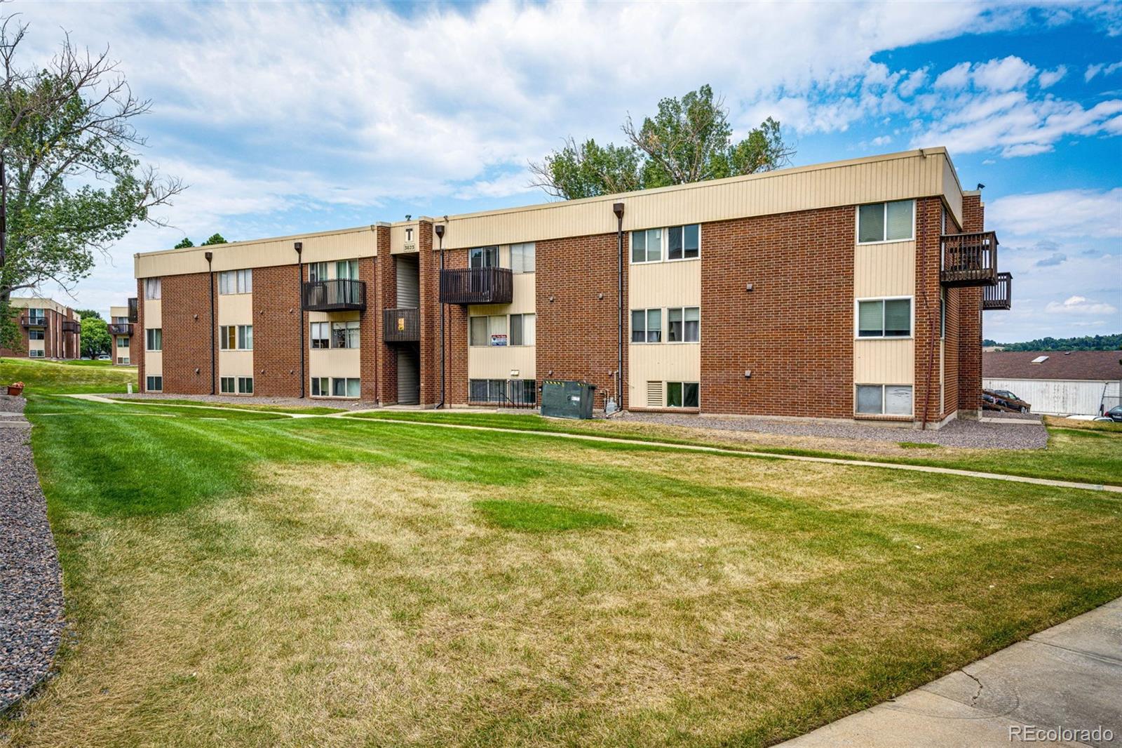 MLS Image #18 for 3623 s sheridan boulevard,denver, Colorado