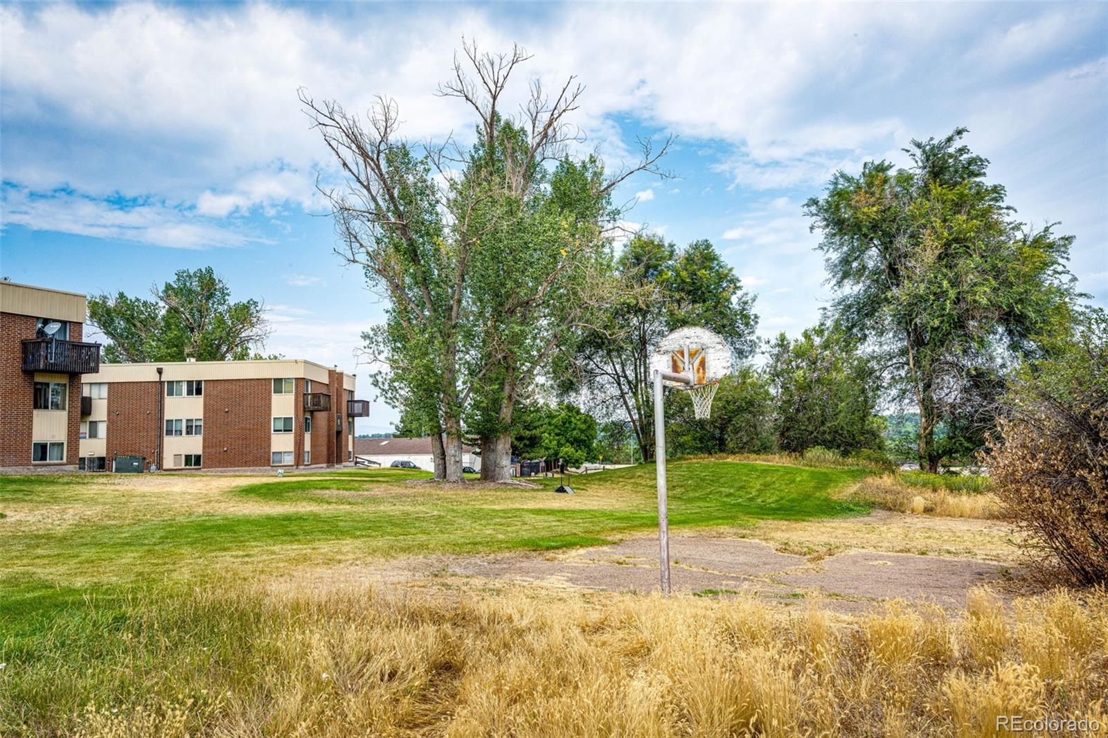 MLS Image #19 for 3623 s sheridan boulevard,denver, Colorado