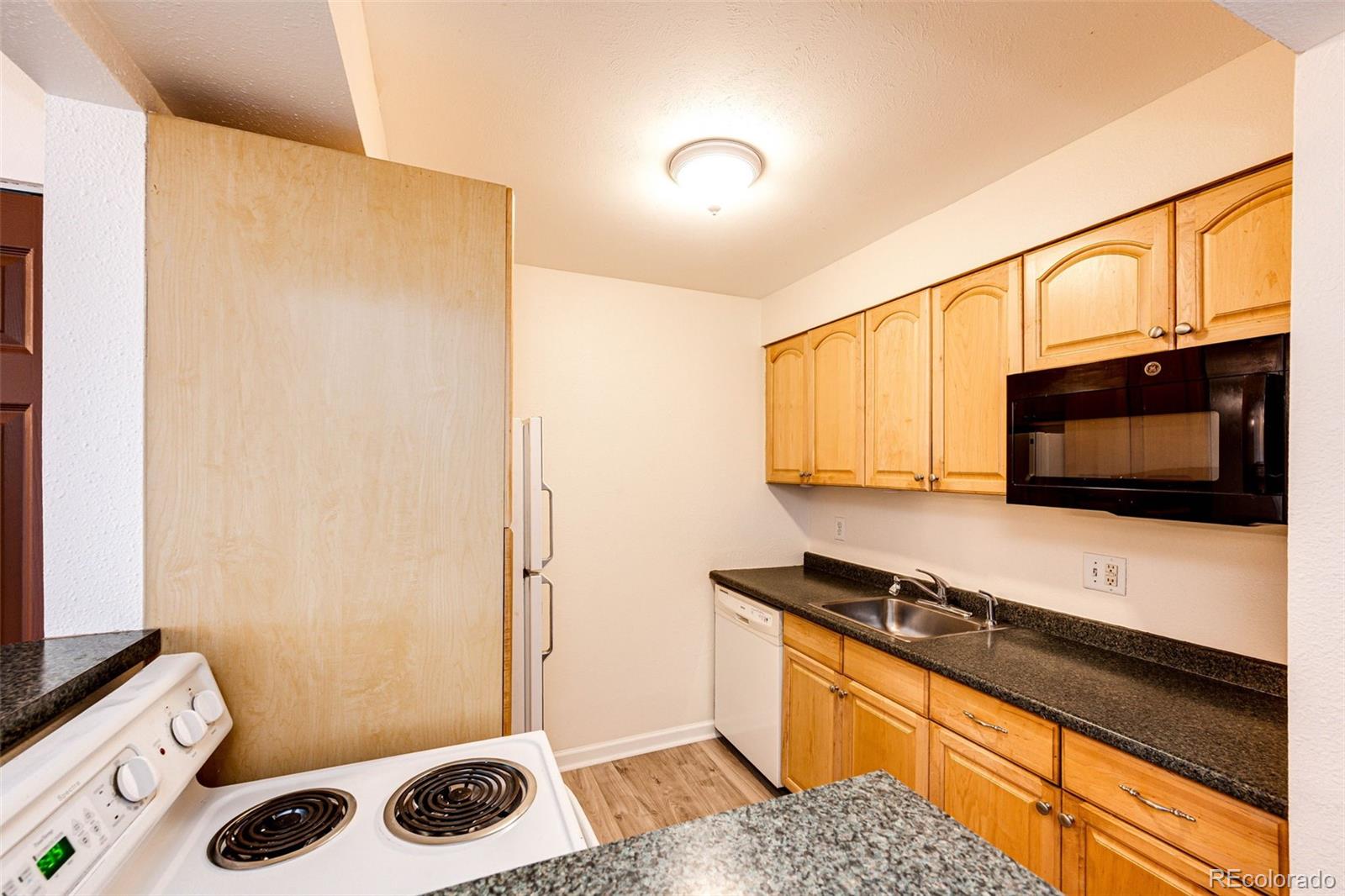 MLS Image #9 for 3623 s sheridan boulevard,denver, Colorado