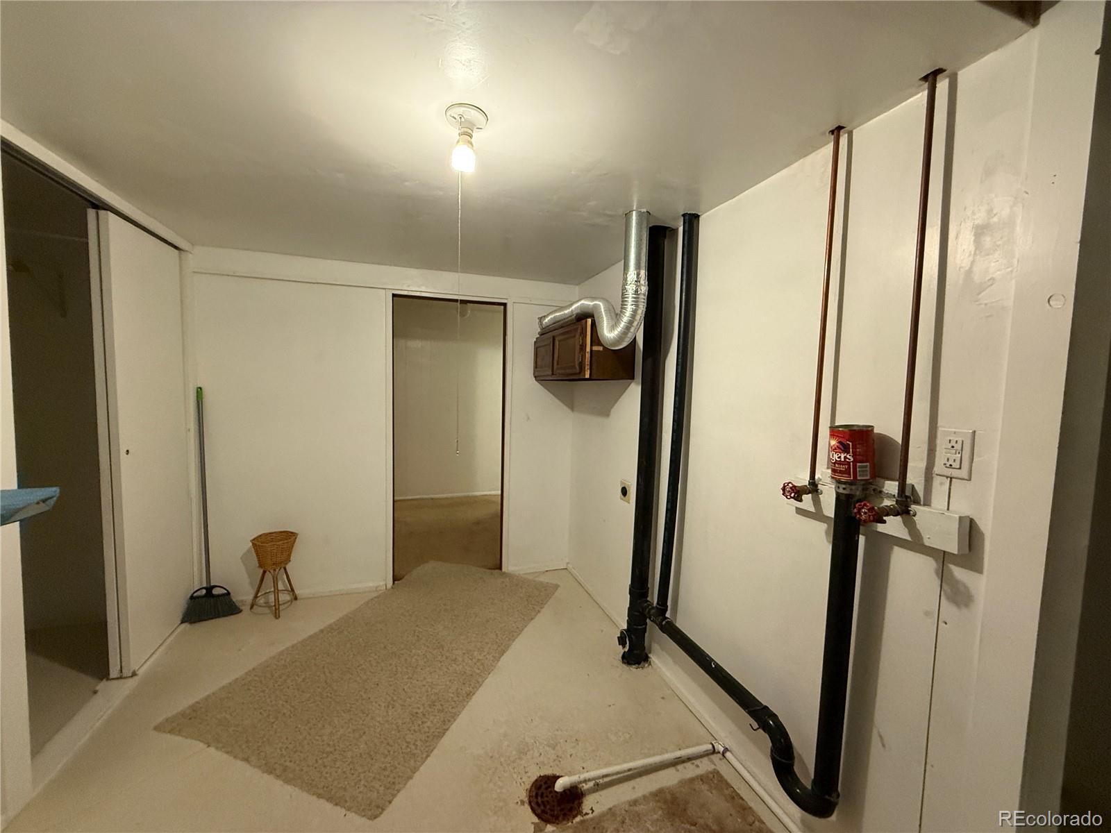 MLS Image #27 for 13922 e linvale place,aurora, Colorado