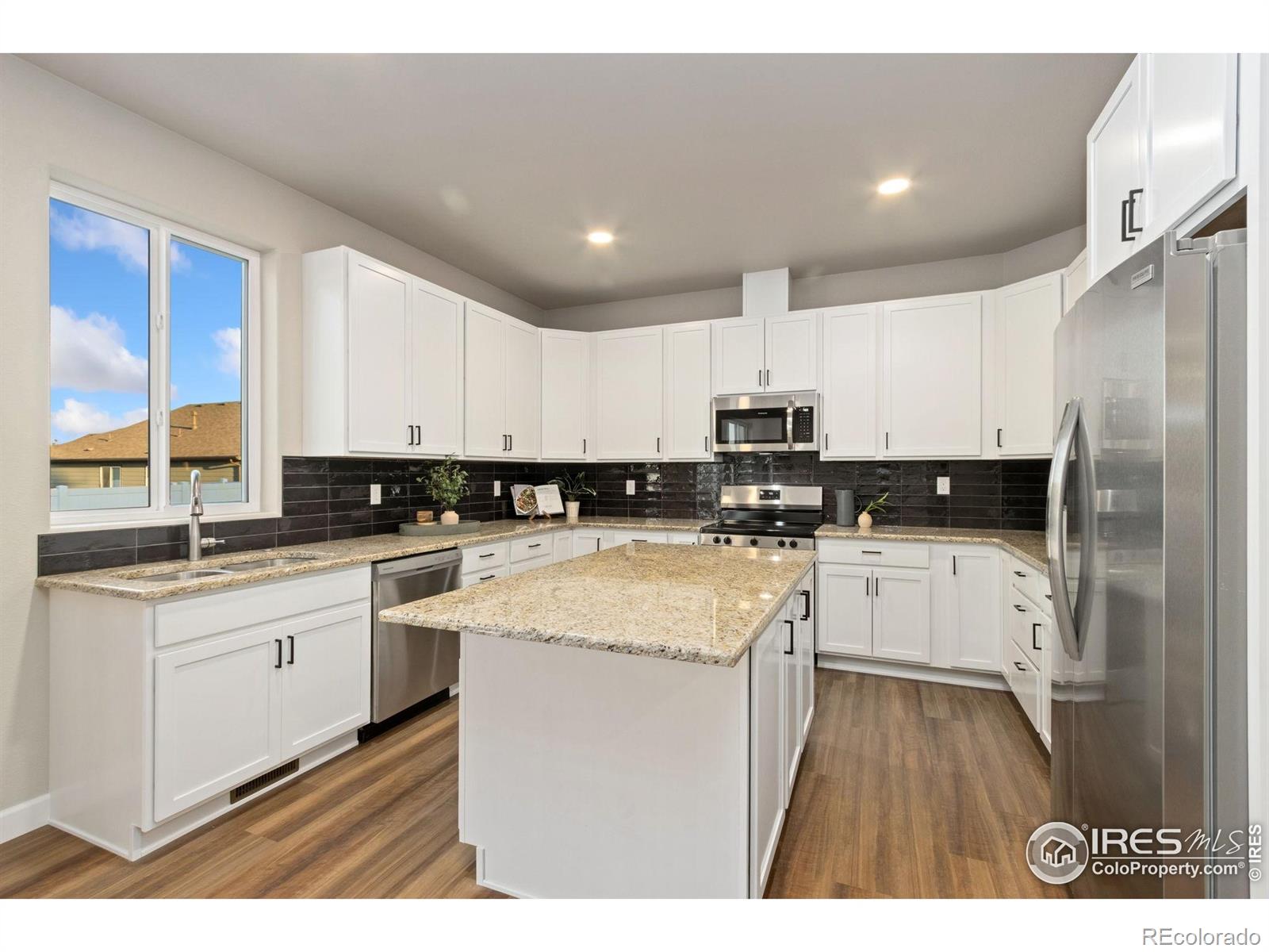 MLS Image #11 for 7578  little fox lane,wellington, Colorado
