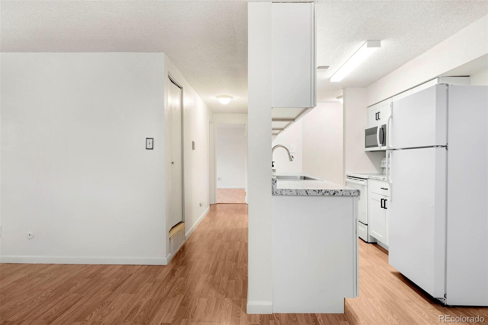 MLS Image #6 for 7375 e quincy avenue,denver, Colorado