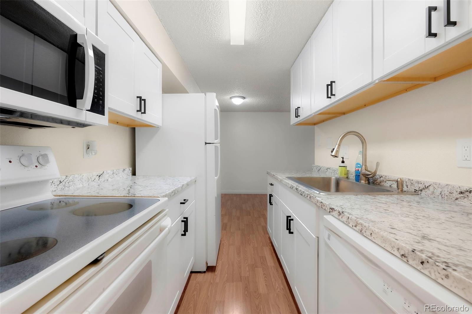 MLS Image #7 for 7375 e quincy avenue,denver, Colorado