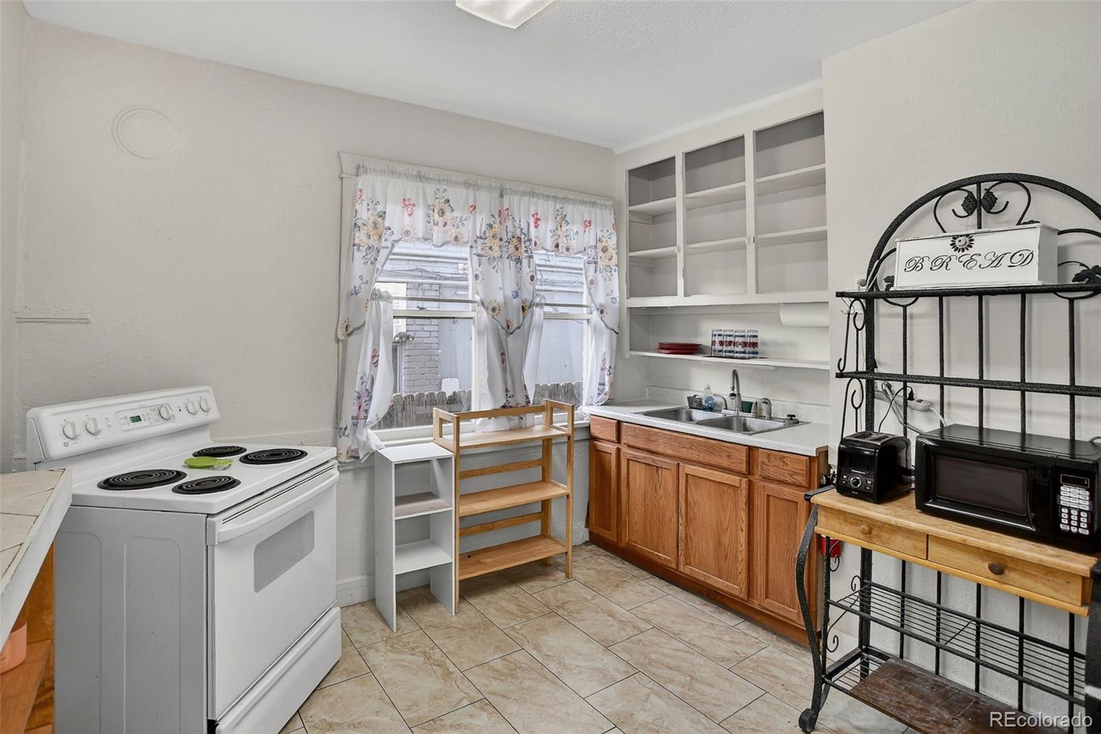 MLS Image #7 for 1511 n lowell boulevard,denver, Colorado