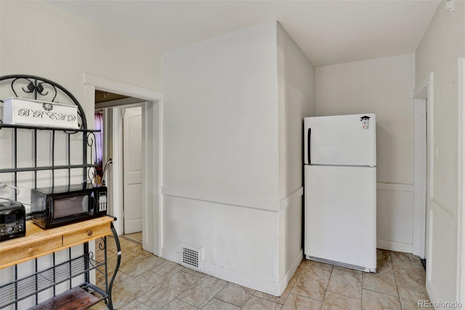 MLS Image #8 for 1511 n lowell boulevard,denver, Colorado