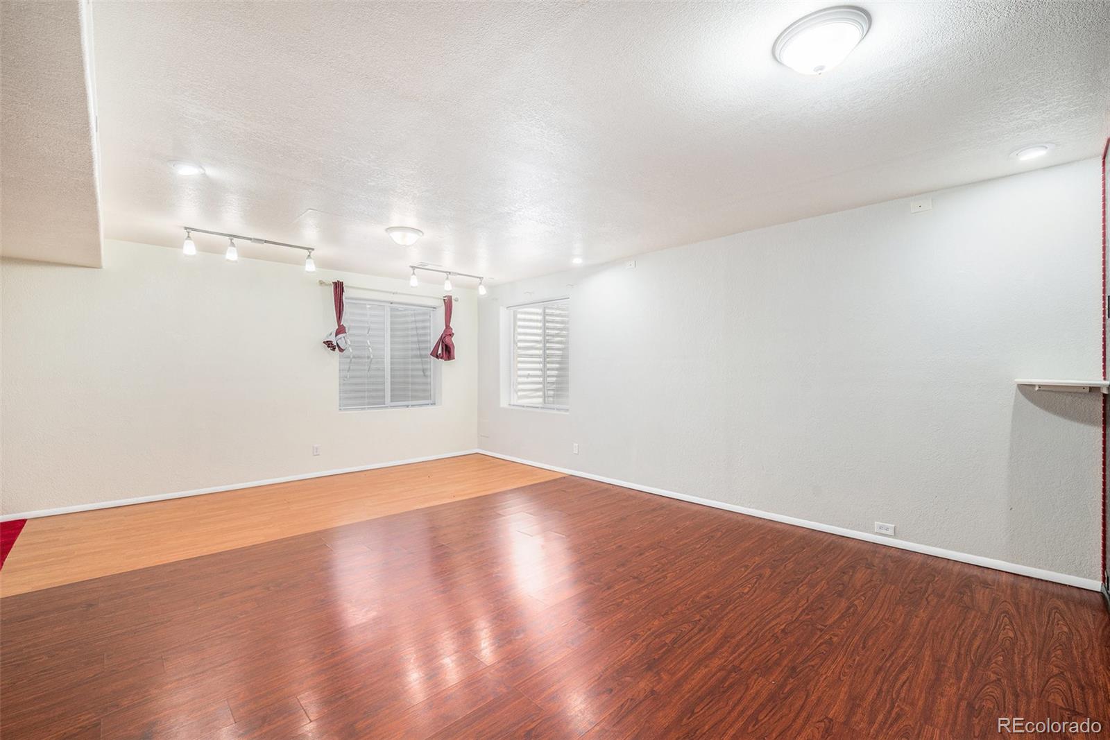 MLS Image #24 for 5134  malaya street,denver, Colorado