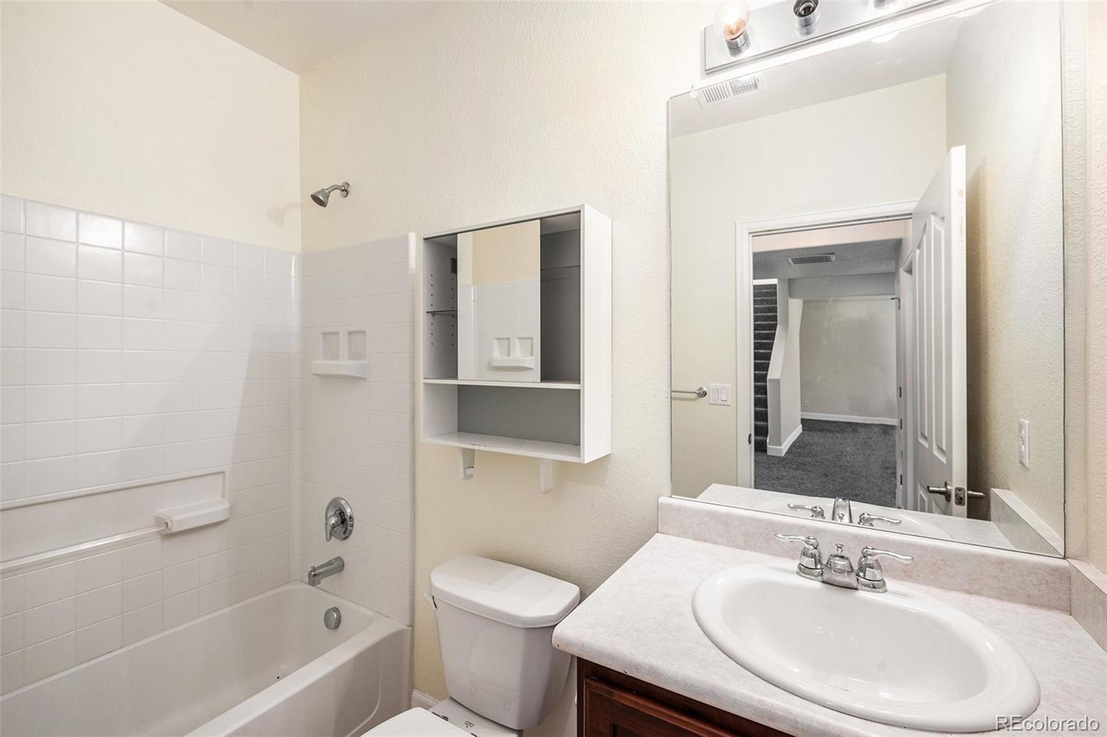 MLS Image #26 for 5134  malaya street,denver, Colorado
