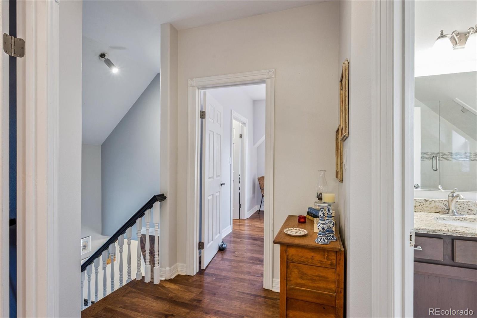 MLS Image #20 for 924 e 22nd avenue,denver, Colorado