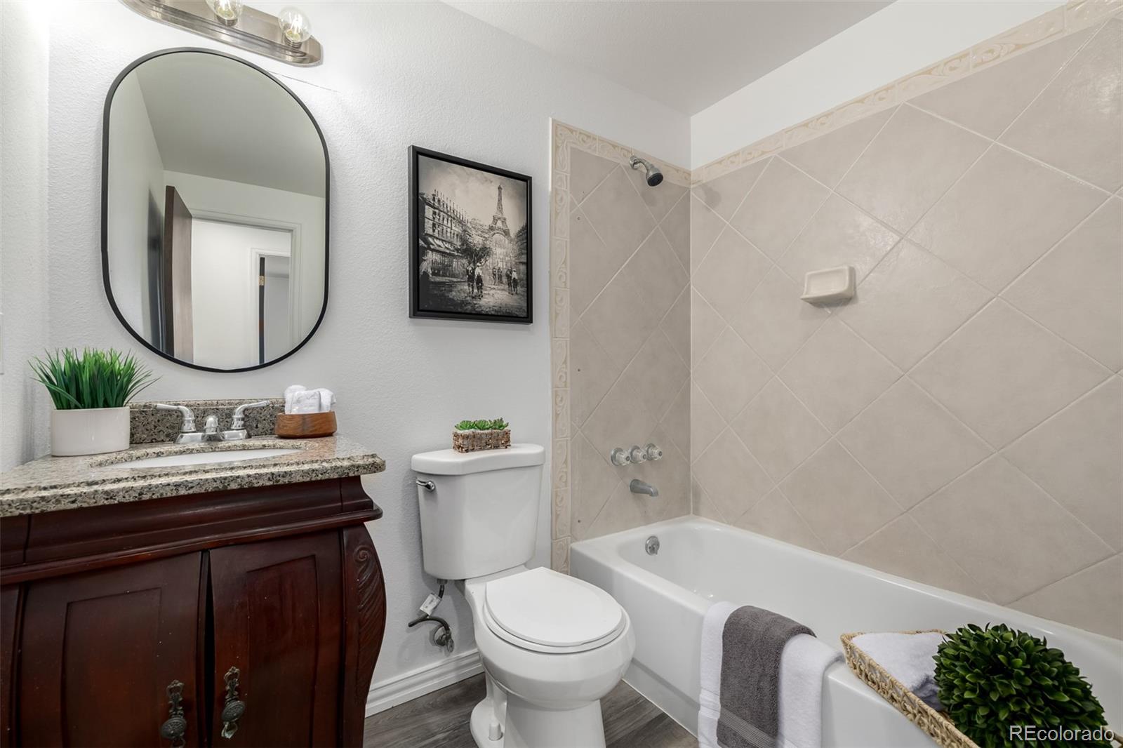 MLS Image #16 for 11087  montview boulevard,aurora, Colorado