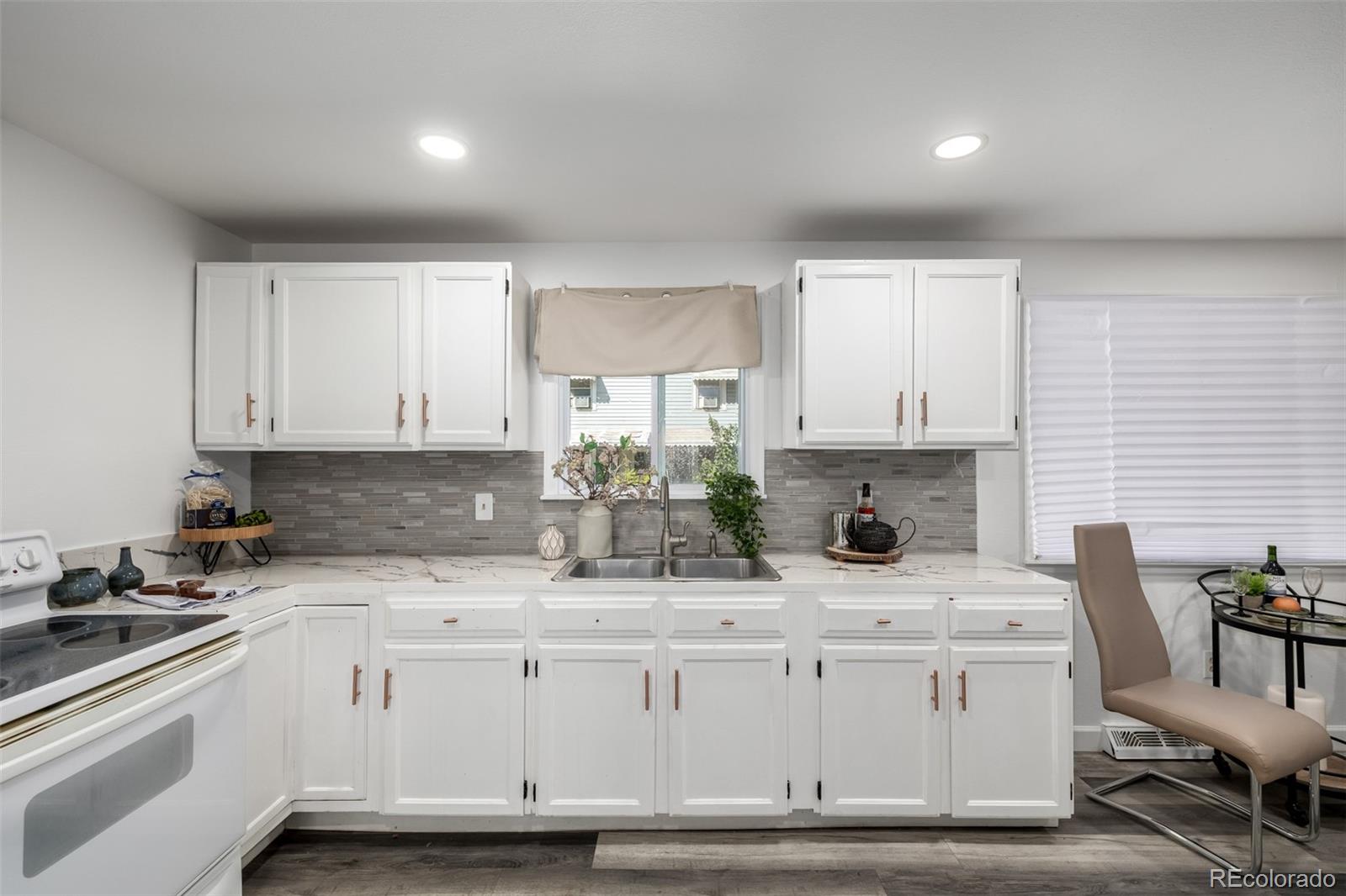 MLS Image #5 for 11087  montview boulevard,aurora, Colorado