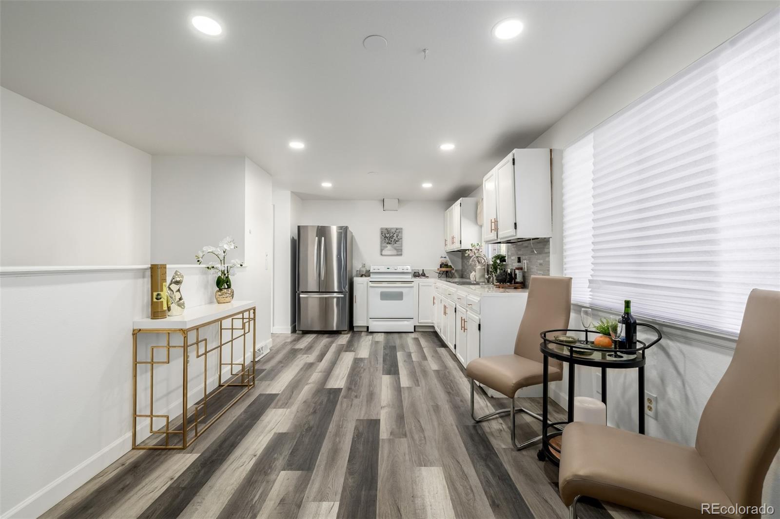 MLS Image #9 for 11087  montview boulevard,aurora, Colorado