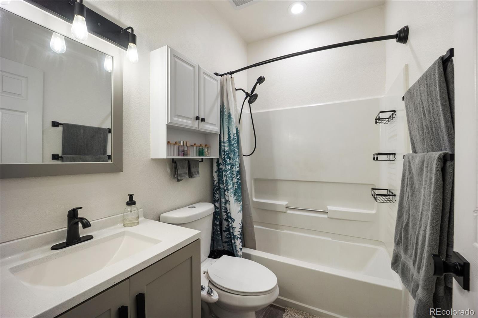 MLS Image #18 for 16211 e 17th place c,aurora, Colorado