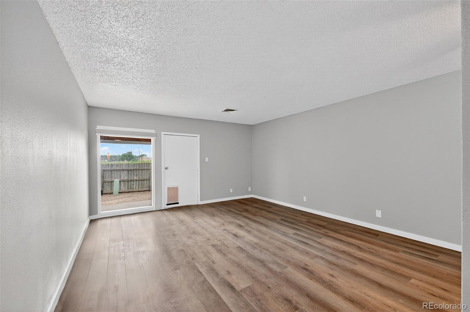 MLS Image #9 for 508  hickory street,hudson, Colorado